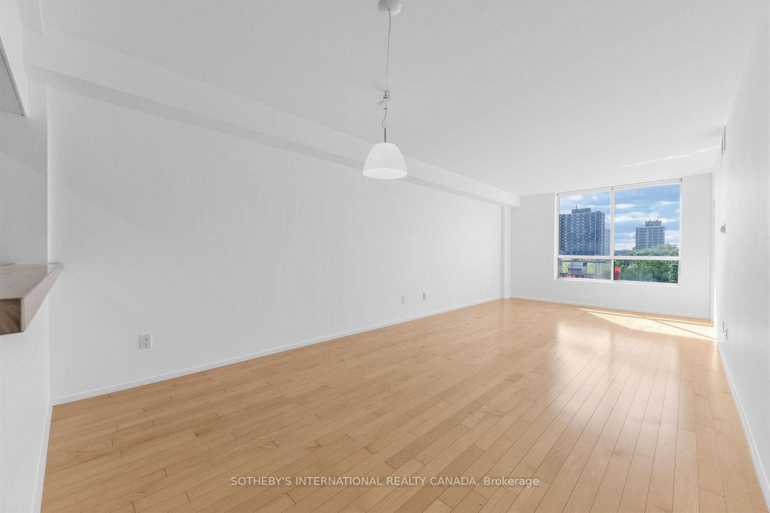 Photo 8 of Unit 708, 95 Prince Arthur Avenue, Toronto, The Annex — HOMEH