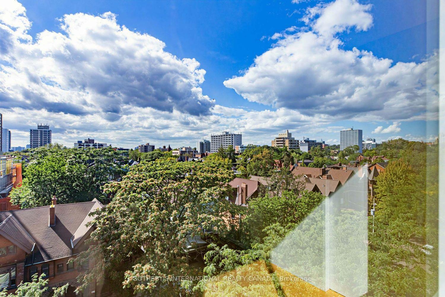 Photo 9 of Unit 708, 95 Prince Arthur Avenue, Toronto, The Annex — HOMEH