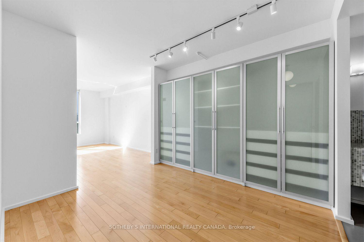 Photo 22 of Unit 708, 95 Prince Arthur Avenue, Toronto, The Annex — HOMEH