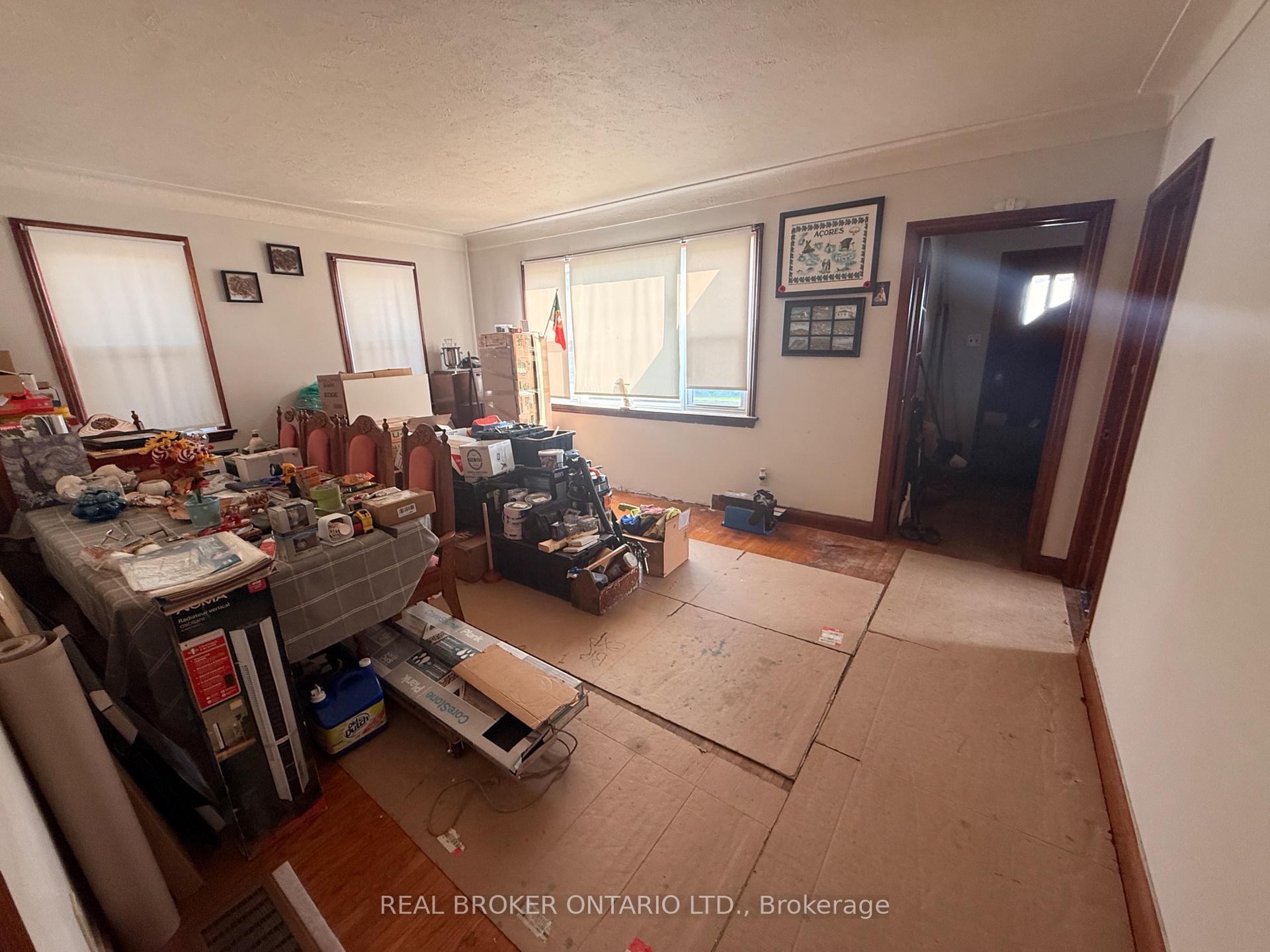 Photo 11 of 4 Conlon Crescent, Thorold, Thorold Downtown — HOMEH