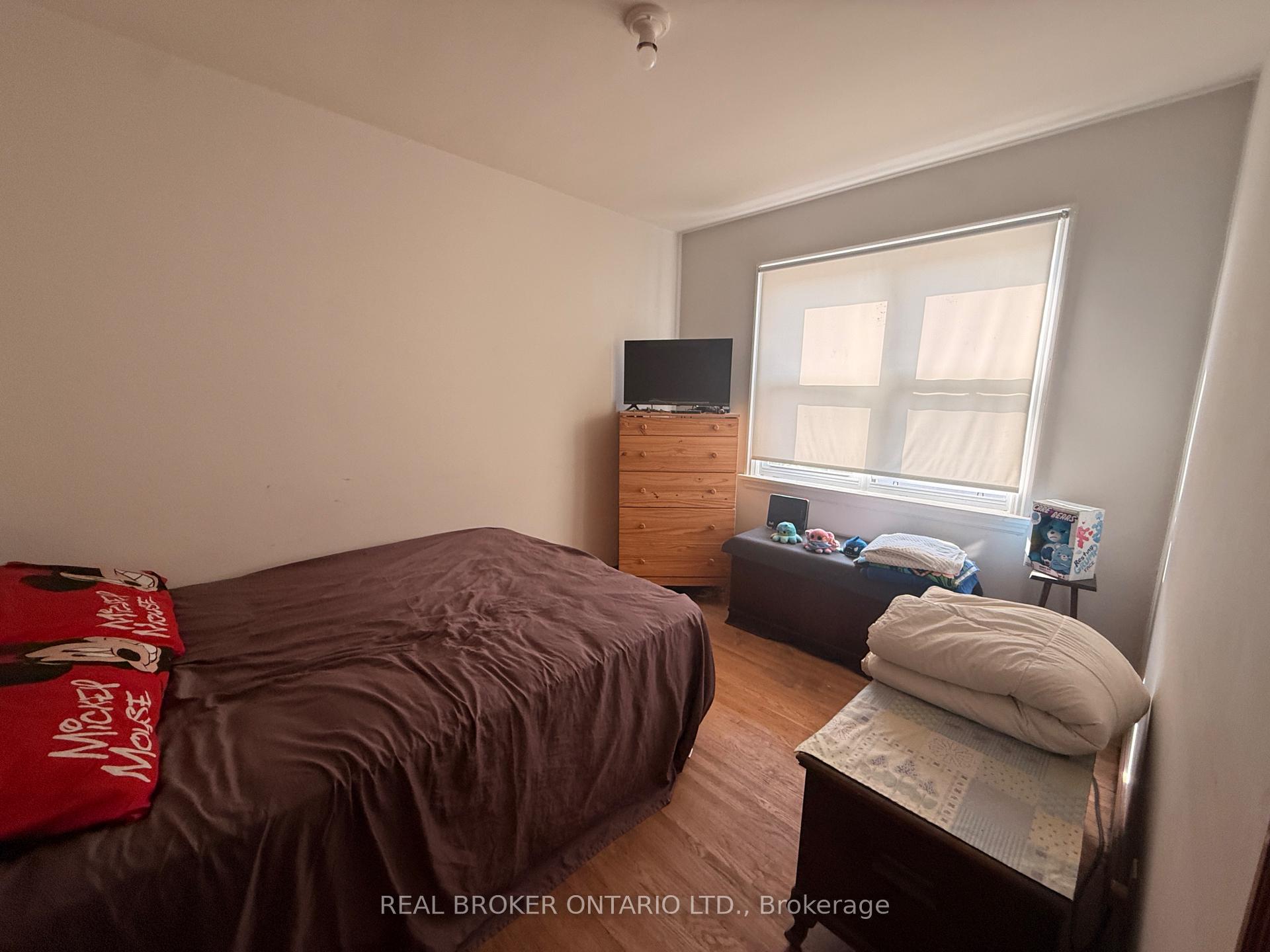 Photo 12 of 4 Conlon Crescent, Thorold, Thorold Downtown — HOMEH