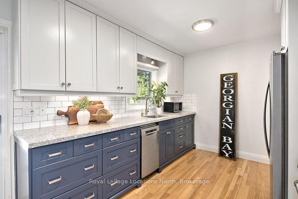 Photo 9 of 32 Napier Street E, Blue Mountains — HOMEH