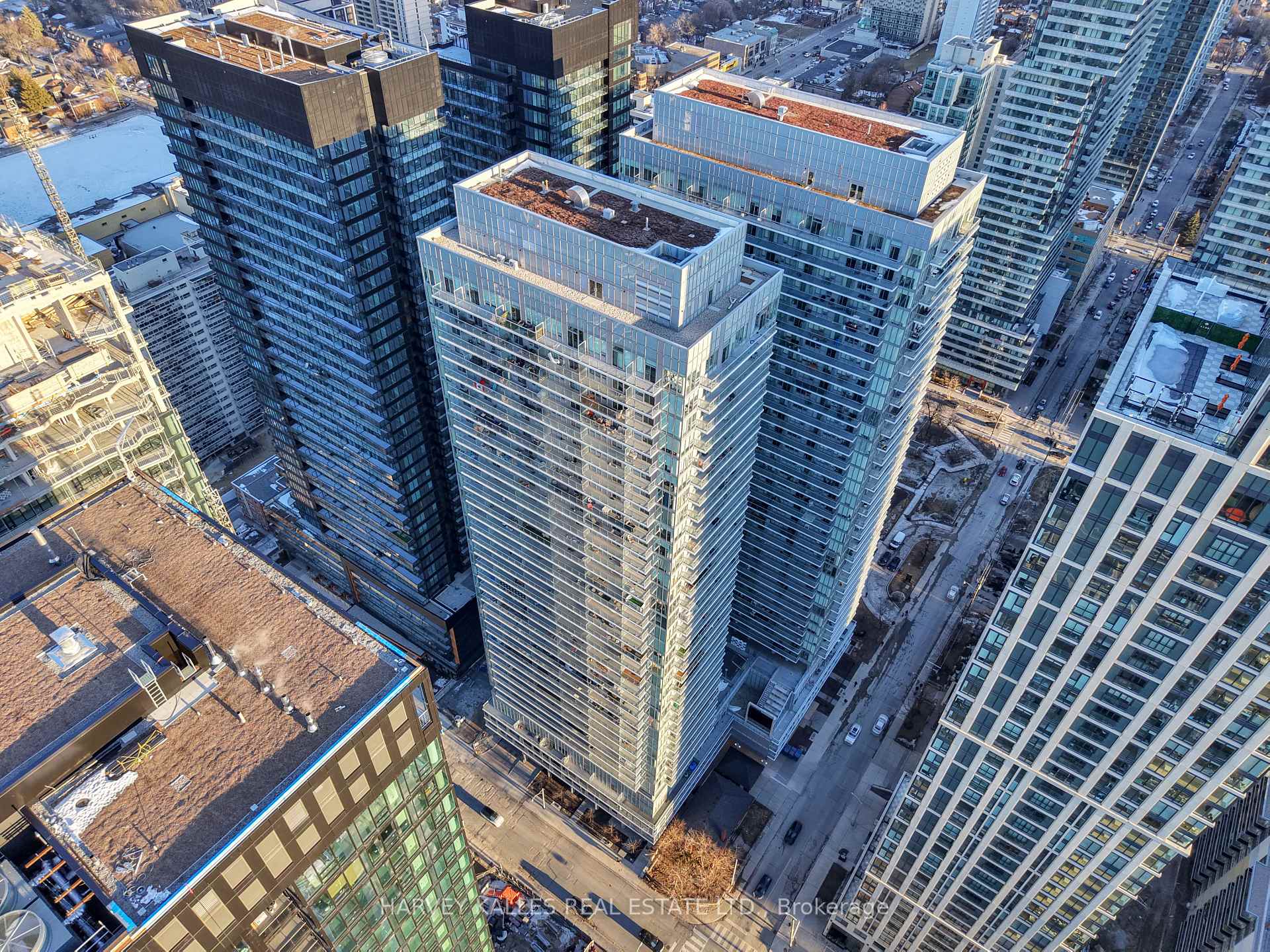 Photo 42 of Unit 514, 99 Broadway Avenue, Toronto, Mount Pleasant West — HOMEH