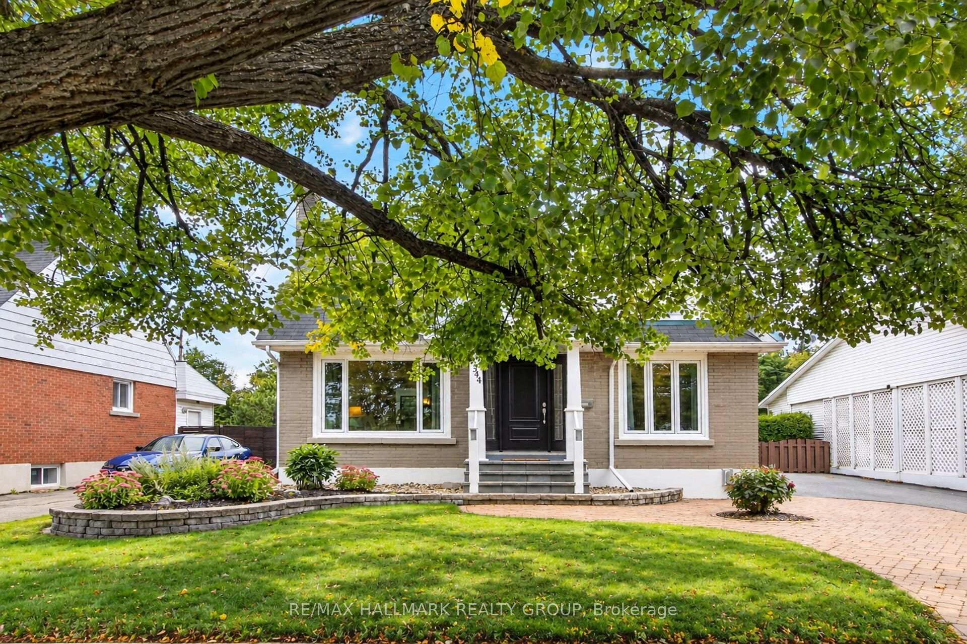 Photo 2 of 2544 Severn Avenue, Ottawa, Queensway Terrace North — HOMEH