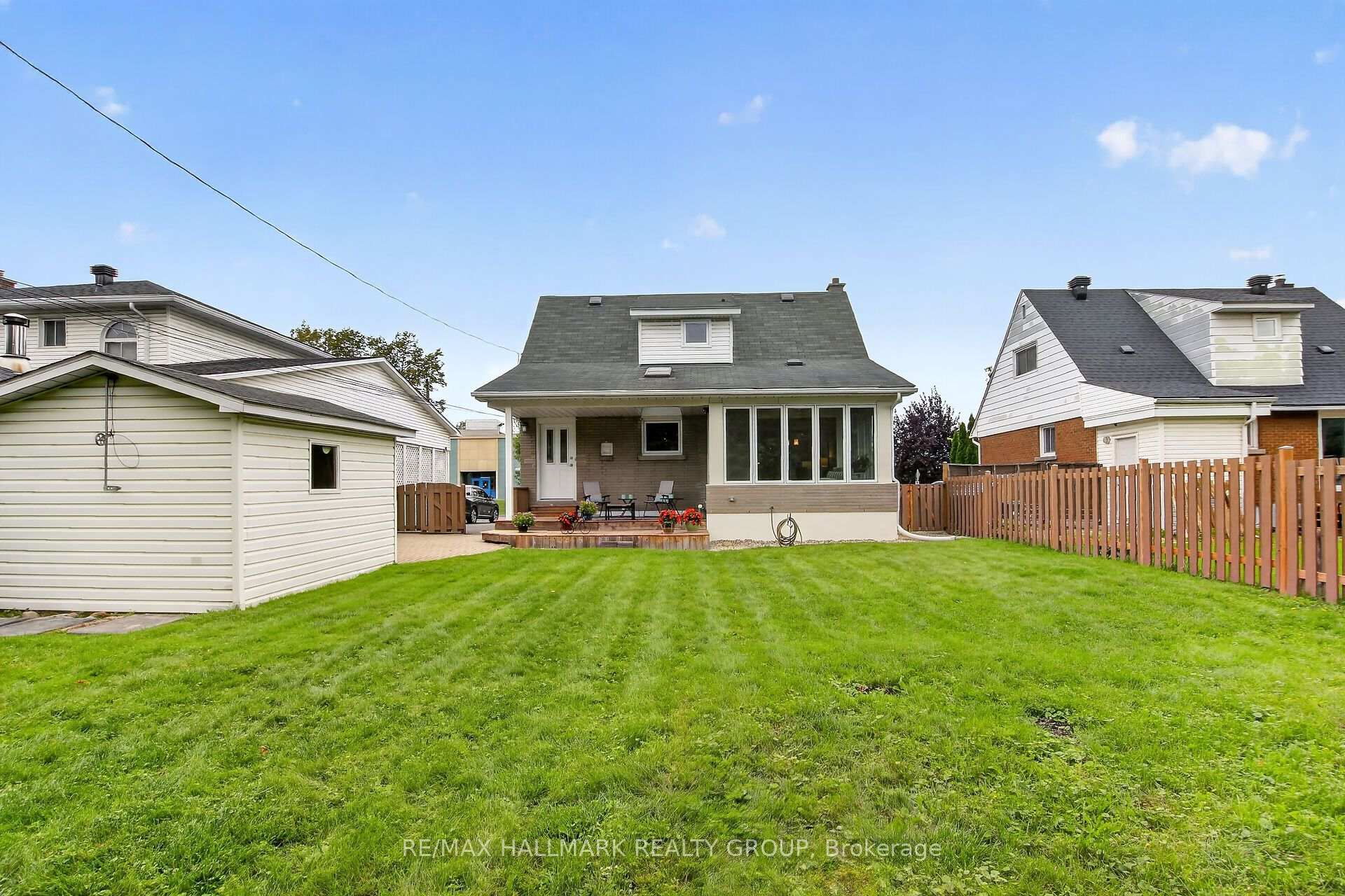 Photo 8 of 2544 Severn Avenue, Ottawa, Queensway Terrace North — HOMEH