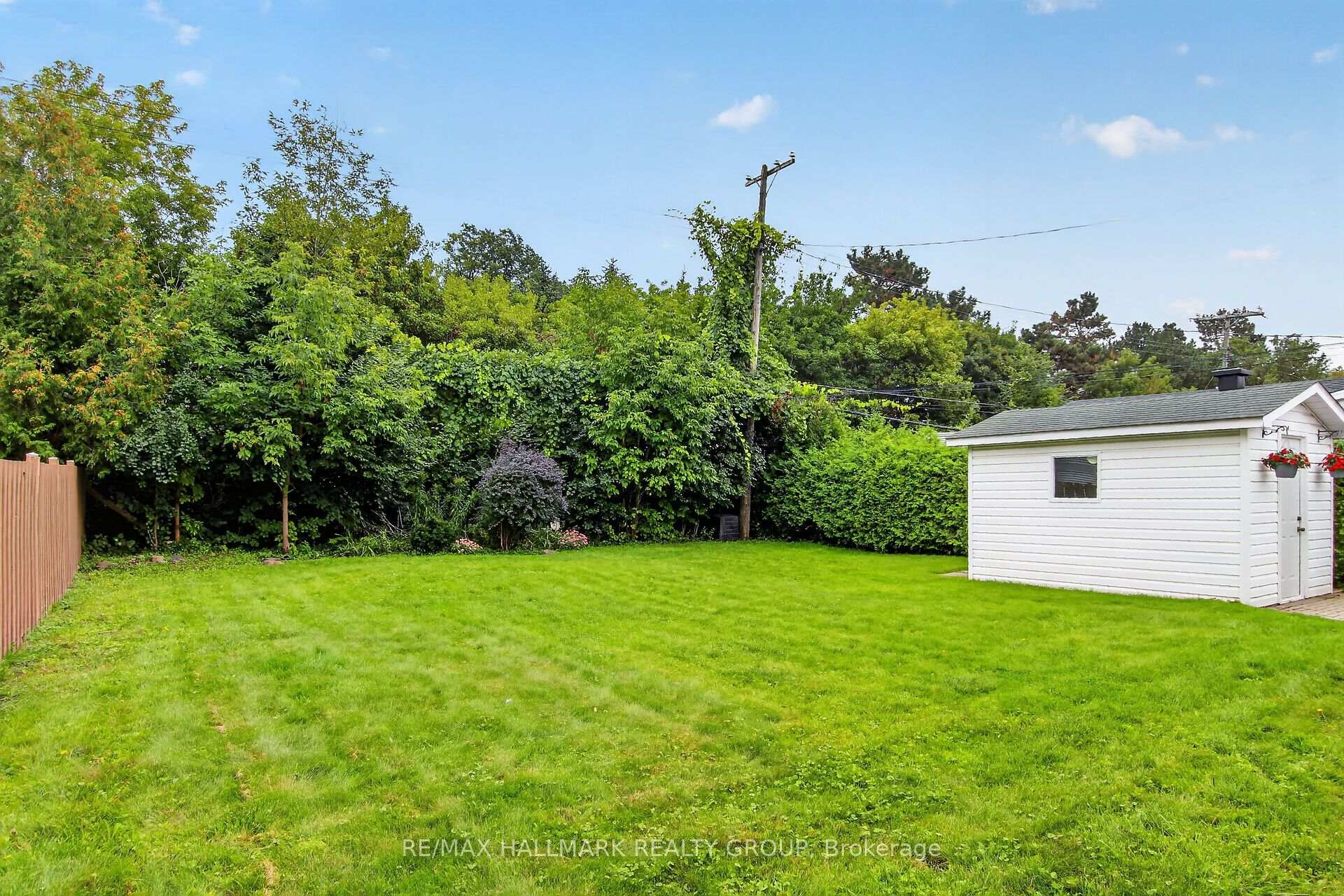 Photo 9 of 2544 Severn Avenue, Ottawa, Queensway Terrace North — HOMEH