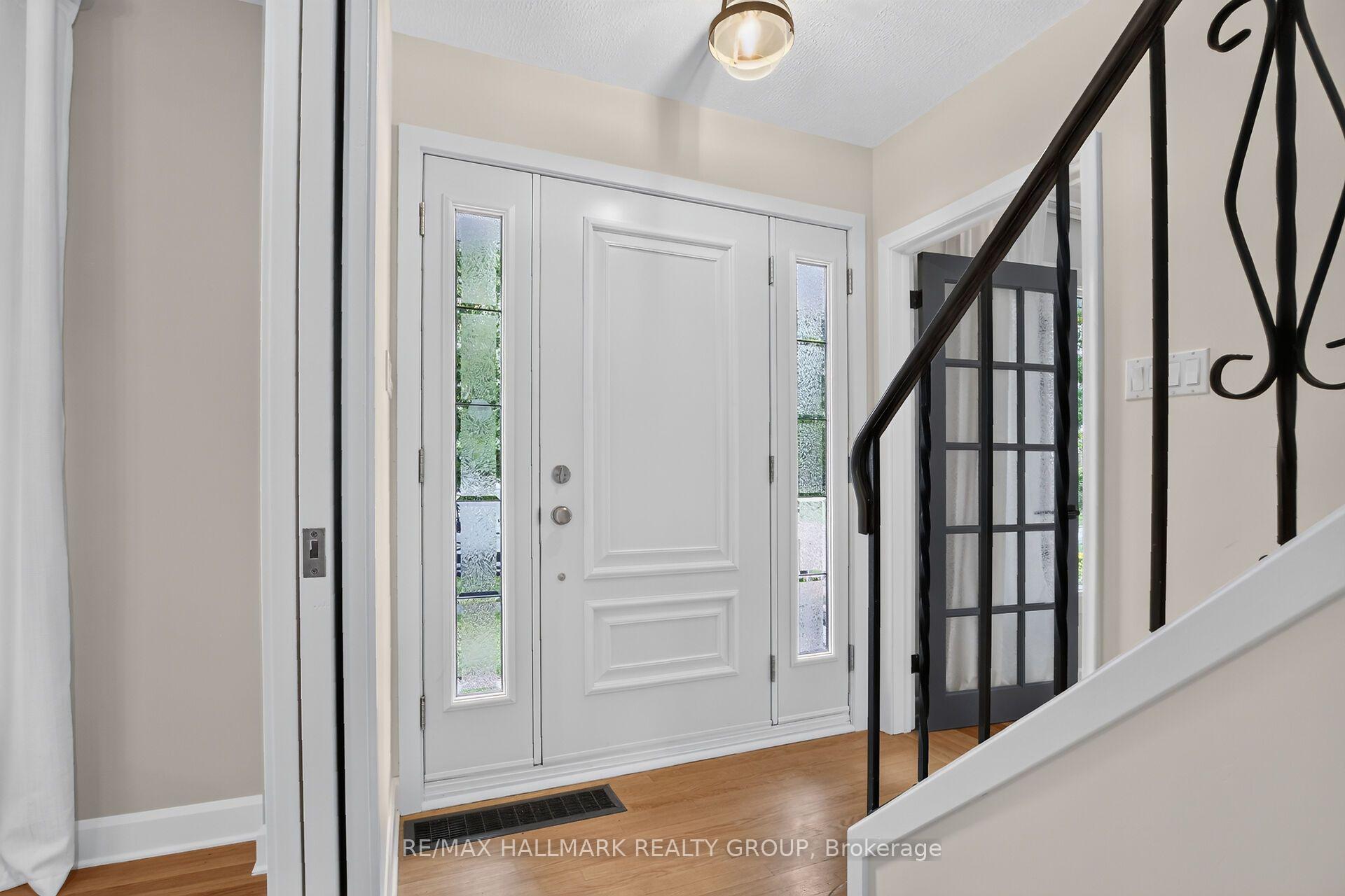 Photo 11 of 2544 Severn Avenue, Ottawa, Queensway Terrace North — HOMEH