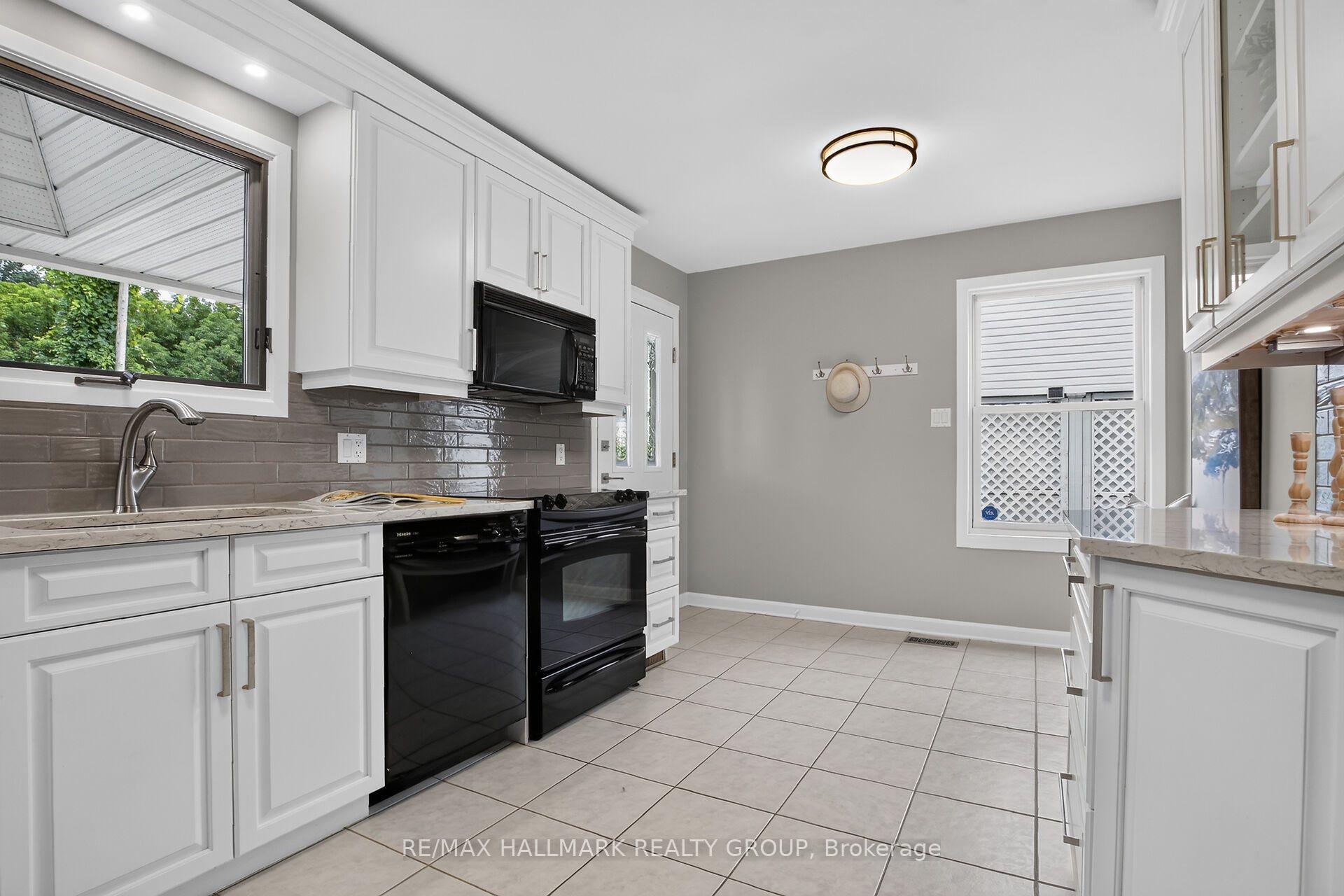 Photo 24 of 2544 Severn Avenue, Ottawa, Queensway Terrace North — HOMEH