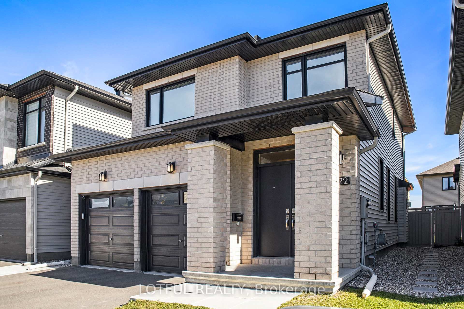 Photo 2 of 522 Ascender Avenue, Ottawa, Mer Bleue/Bradley Estates/Anderson Park — HOMEH