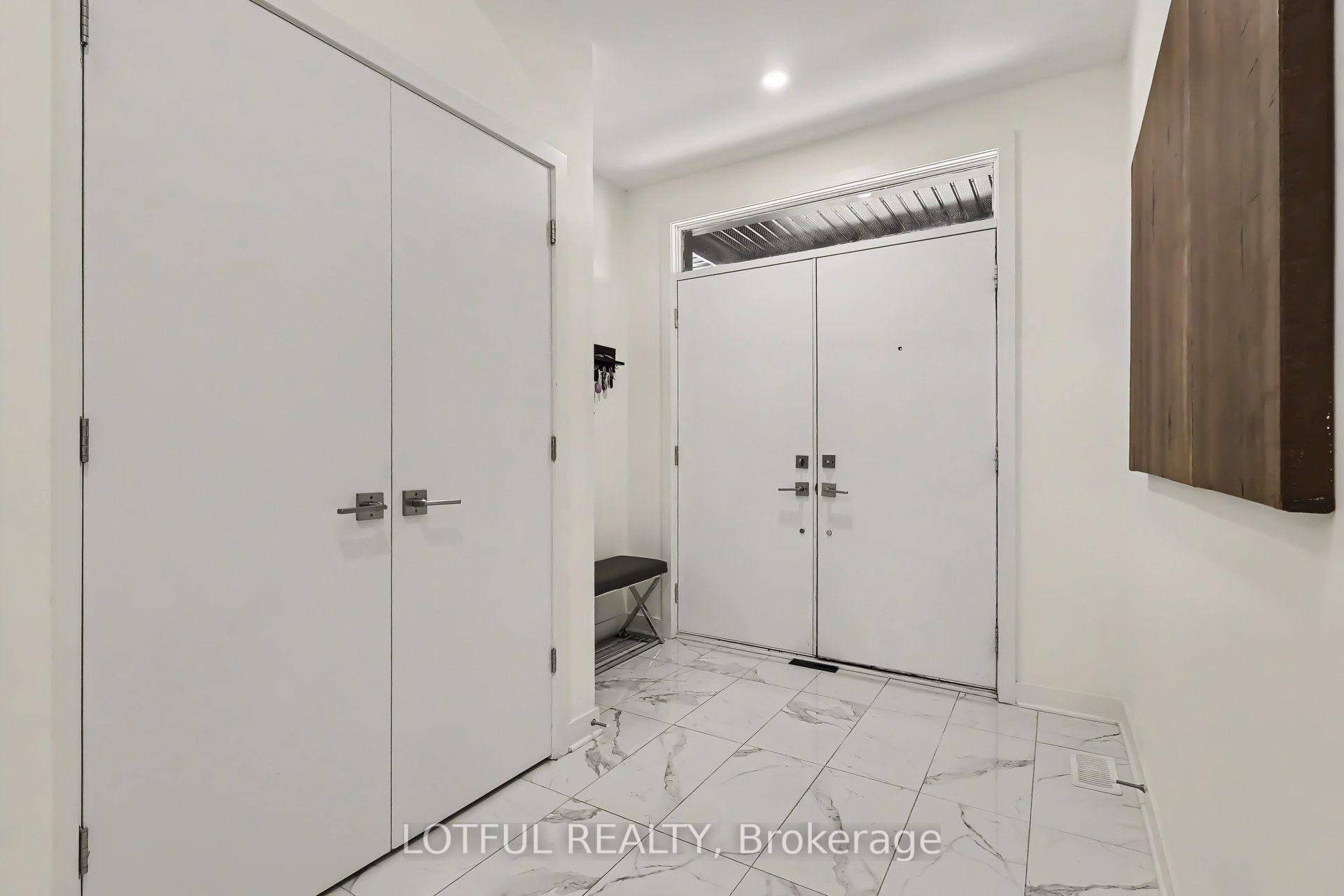 Photo 3 of 522 Ascender Avenue, Ottawa, Mer Bleue/Bradley Estates/Anderson Park — HOMEH