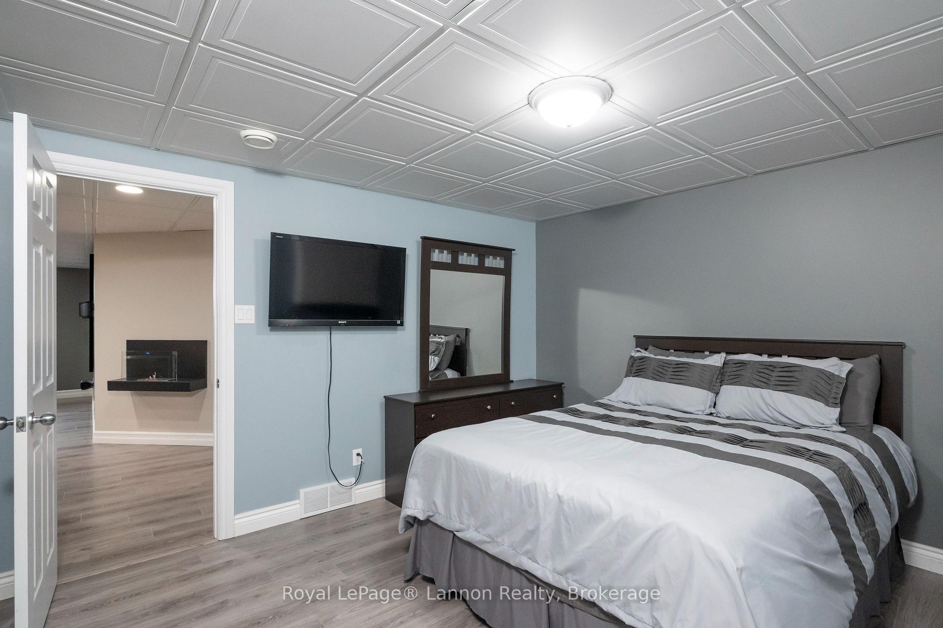 Photo 49 of 120 Light Court, Thunder Bay, River Terrace — HOMEH