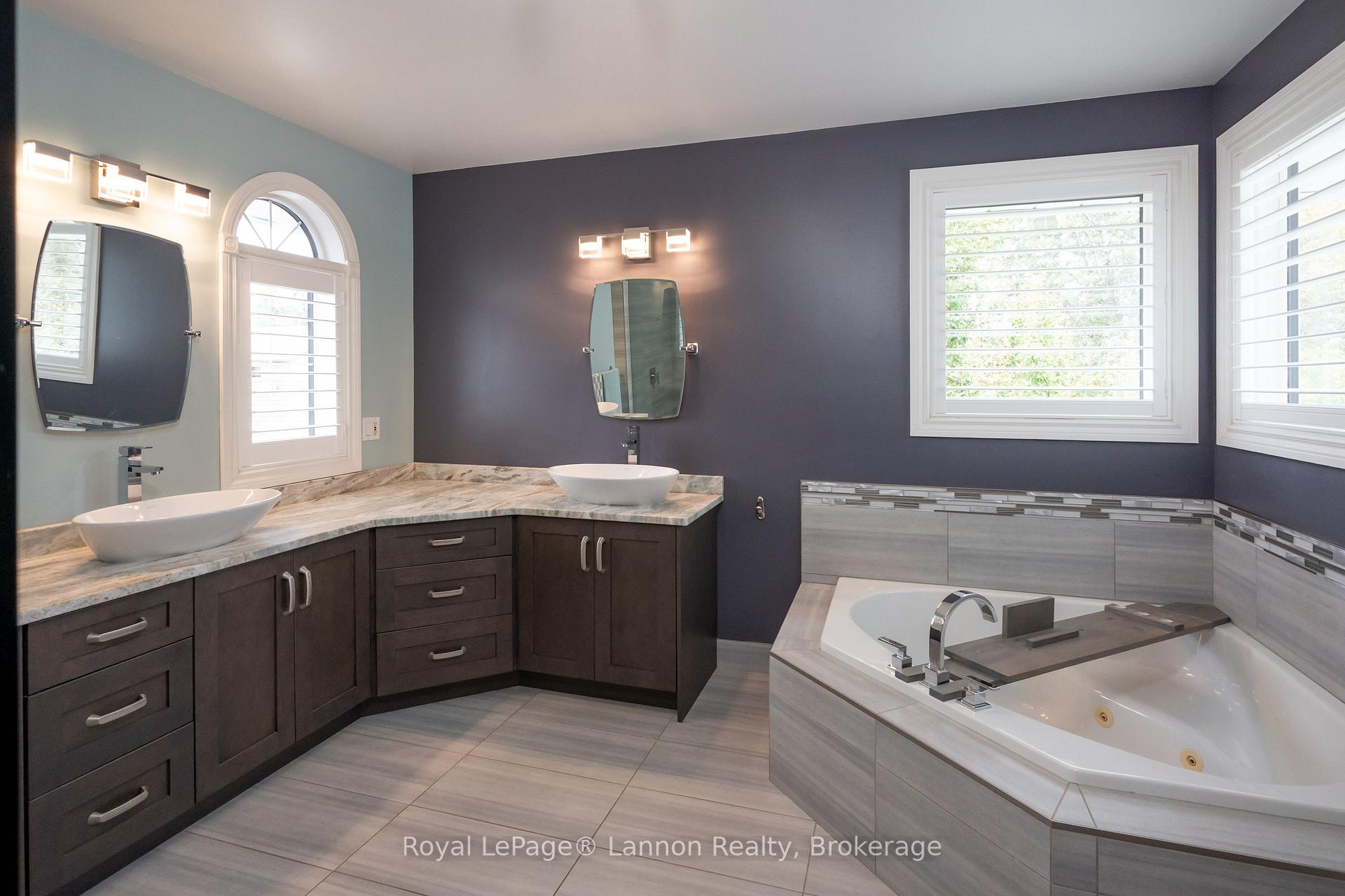 Photo 27 of 120 Light Court, Thunder Bay, River Terrace — HOMEH