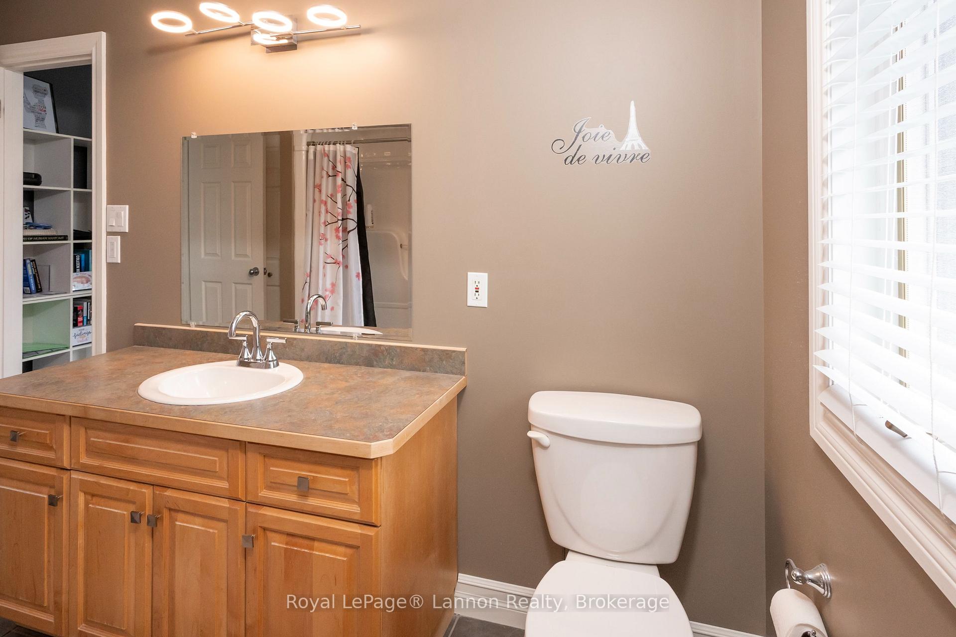 Photo 39 of 120 Light Court, Thunder Bay, River Terrace — HOMEH