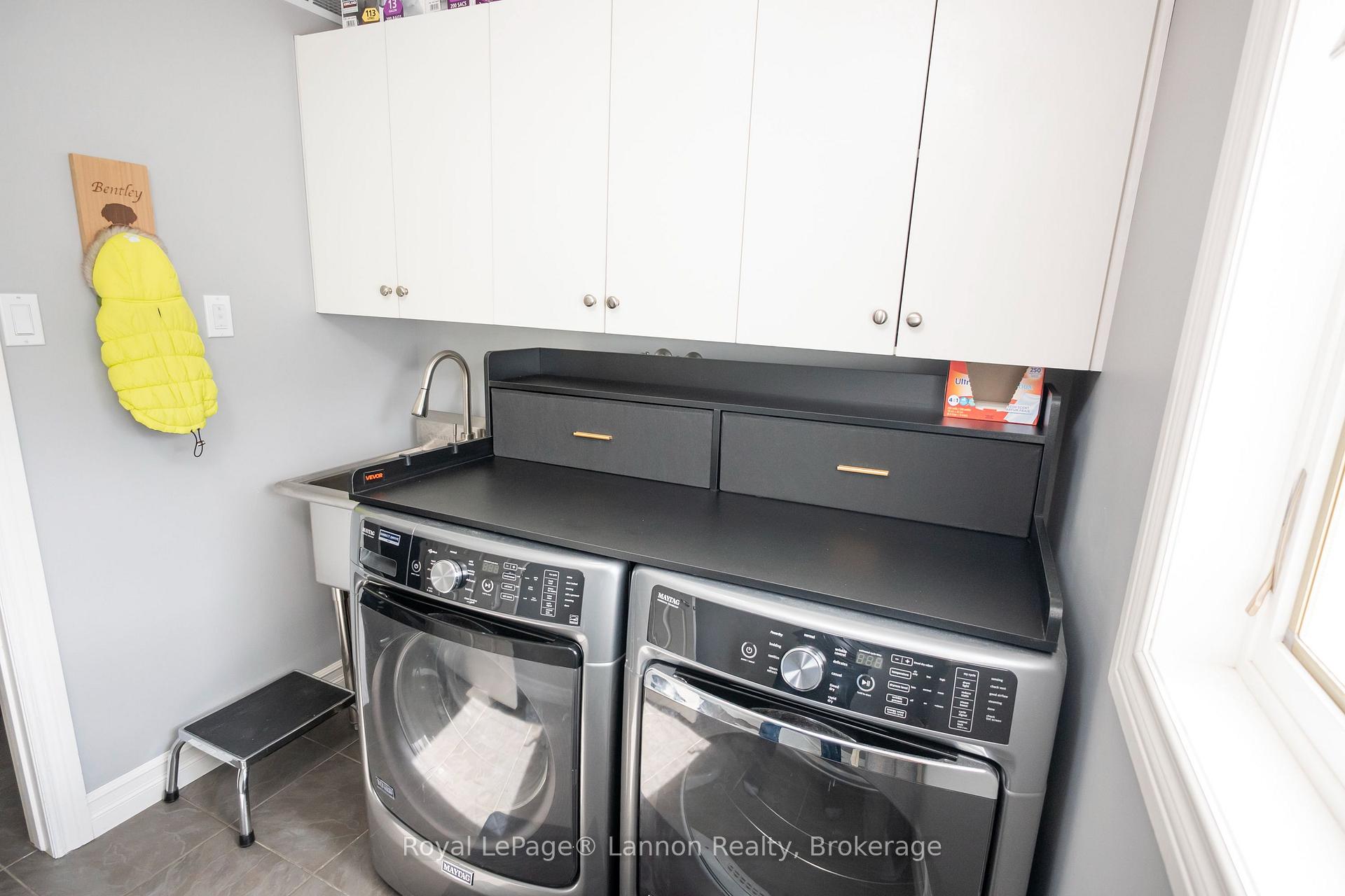 Photo 19 of 120 Light Court, Thunder Bay, River Terrace — HOMEH