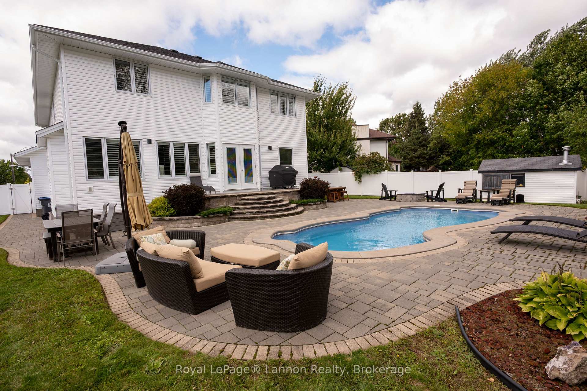 Photo 55 of 120 Light Court, Thunder Bay, River Terrace — HOMEH