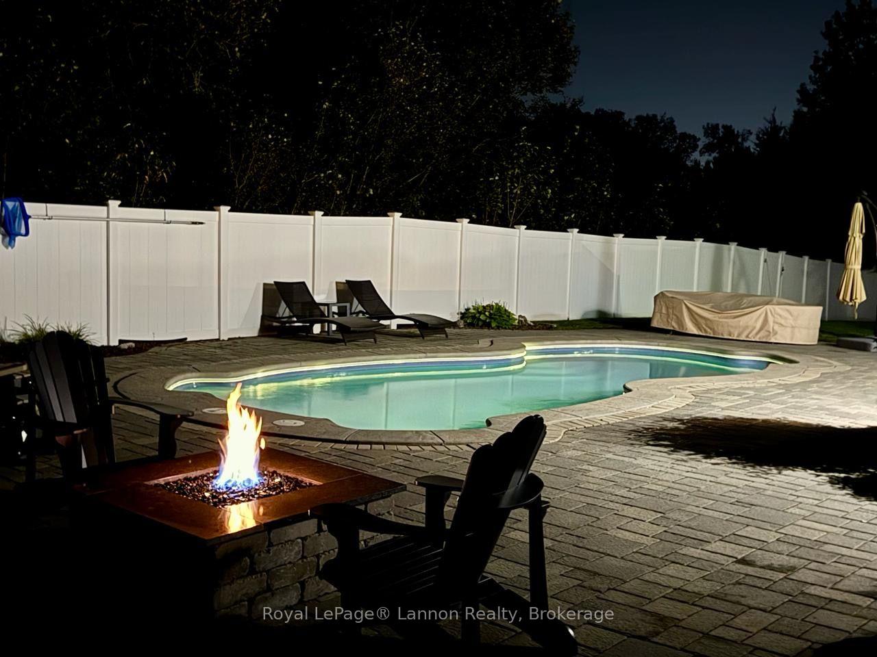 Photo 58 of 120 Light Court, Thunder Bay, River Terrace — HOMEH