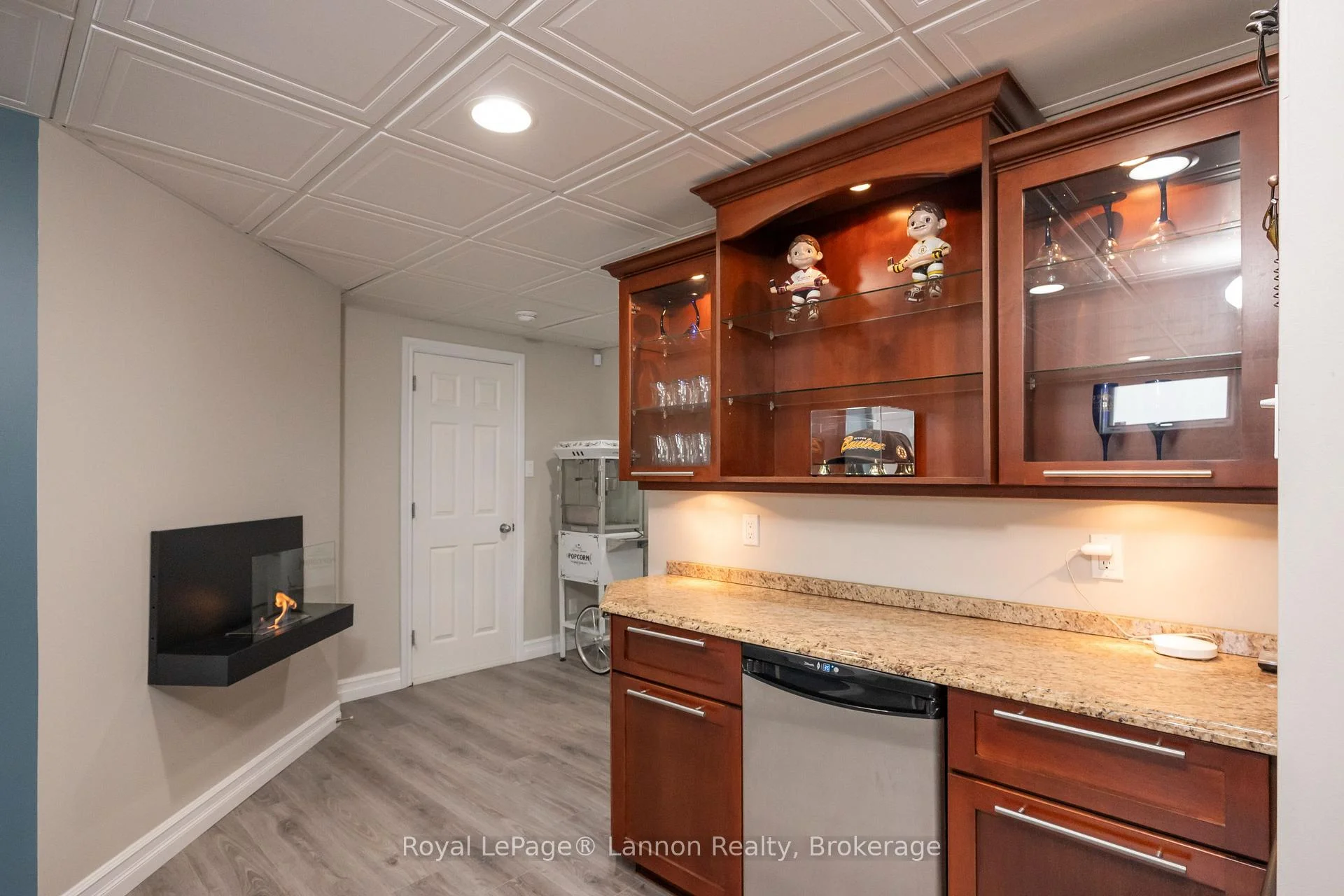 Photo 46 of 120 Light Court, Thunder Bay, River Terrace — HOMEH