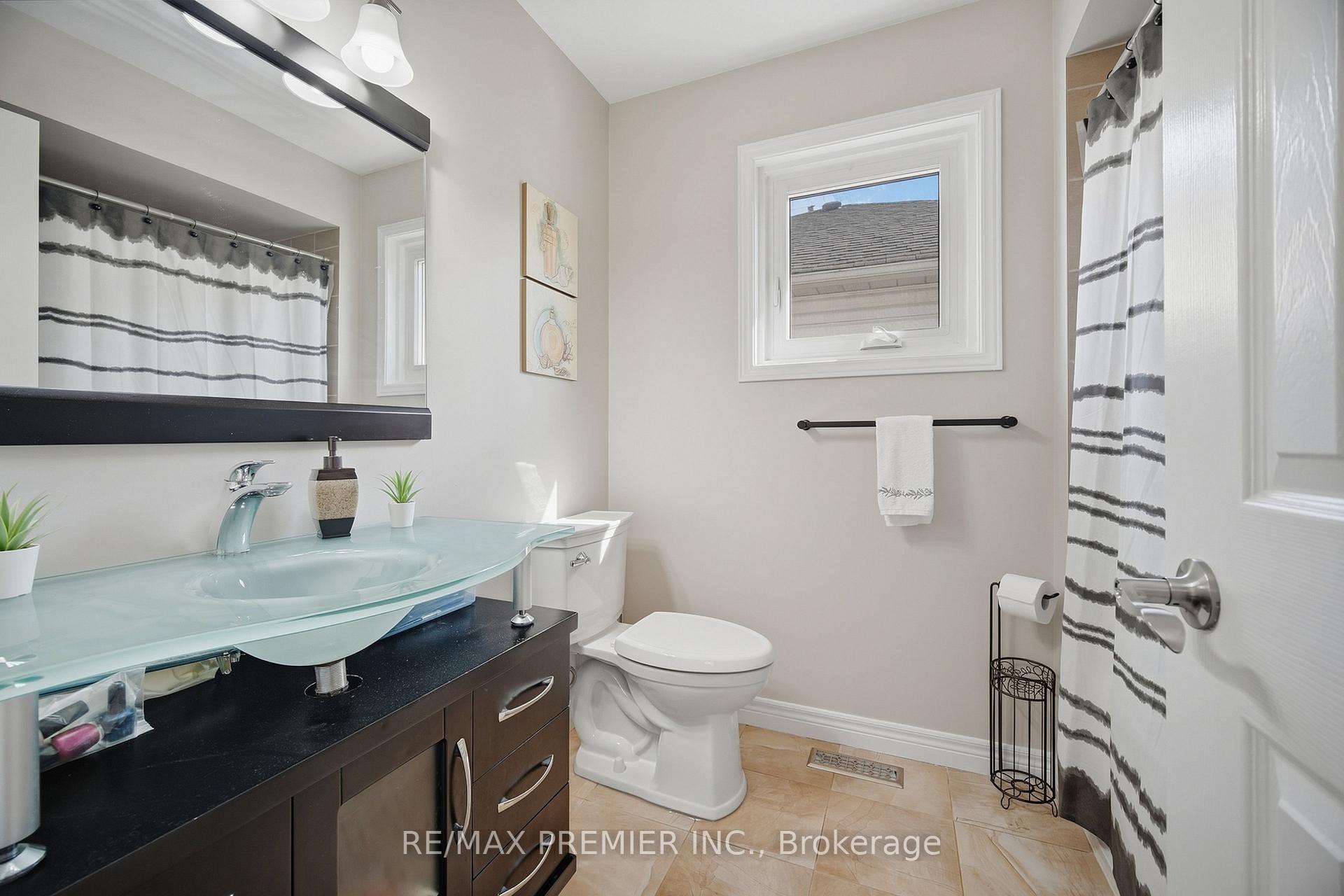 Photo 19 of Unit 66, 102 Pinedale Gate, Vaughan, East Woodbridge — HOMEH