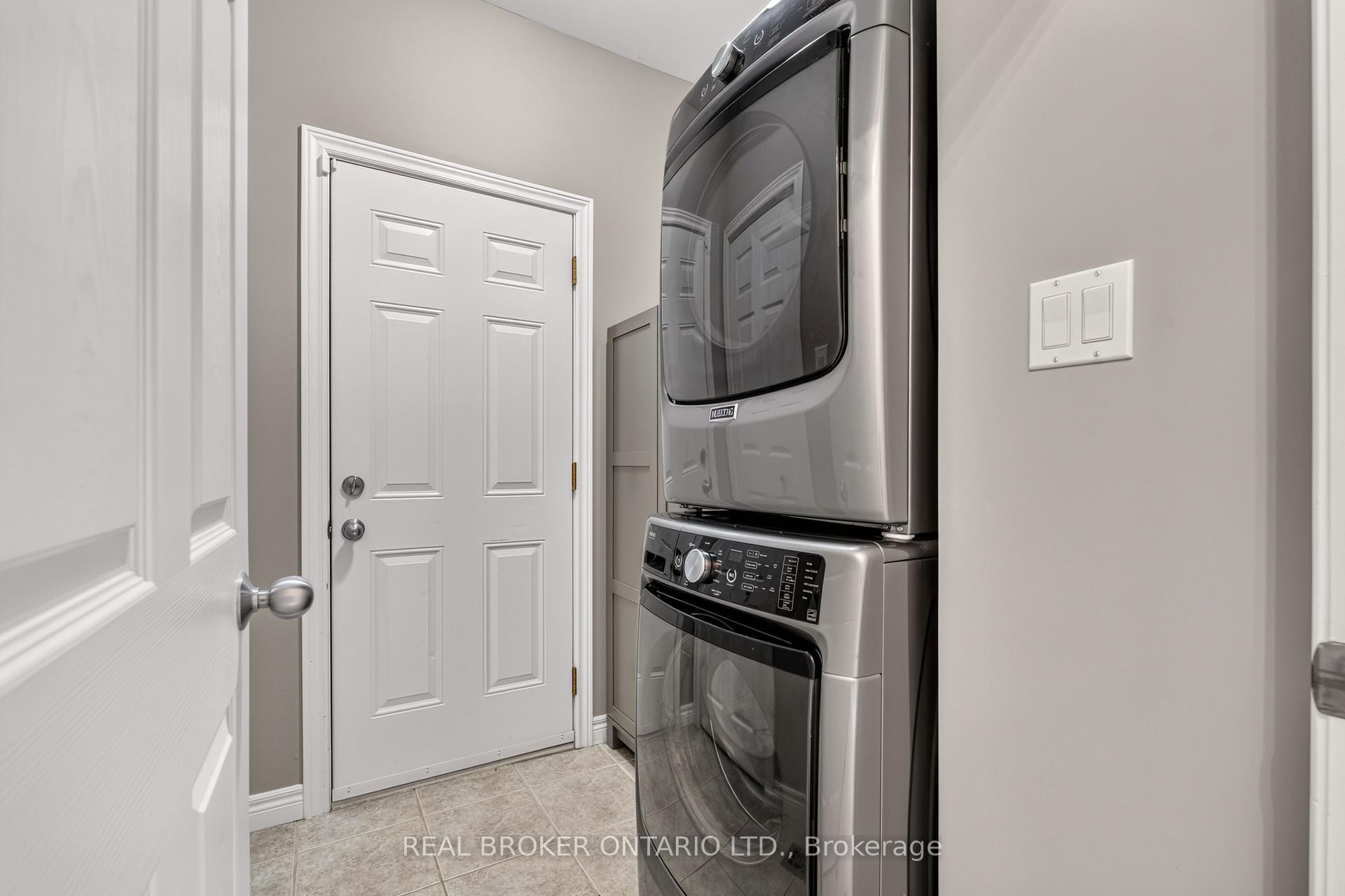 Photo 11 of 175 May Street, Guelph/Eramosa, Rockwood — HOMEH