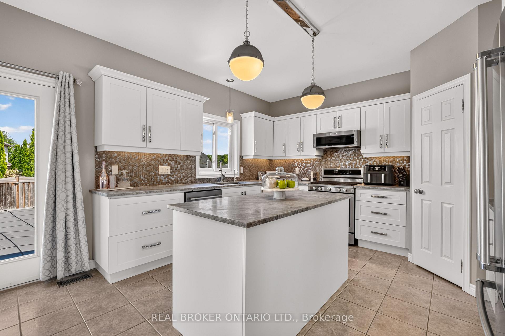 Photo 19 of 175 May Street, Guelph/Eramosa, Rockwood — HOMEH