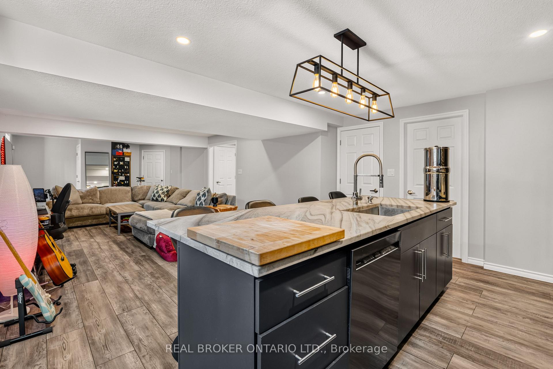 Photo 39 of 175 May Street, Guelph/Eramosa, Rockwood — HOMEH