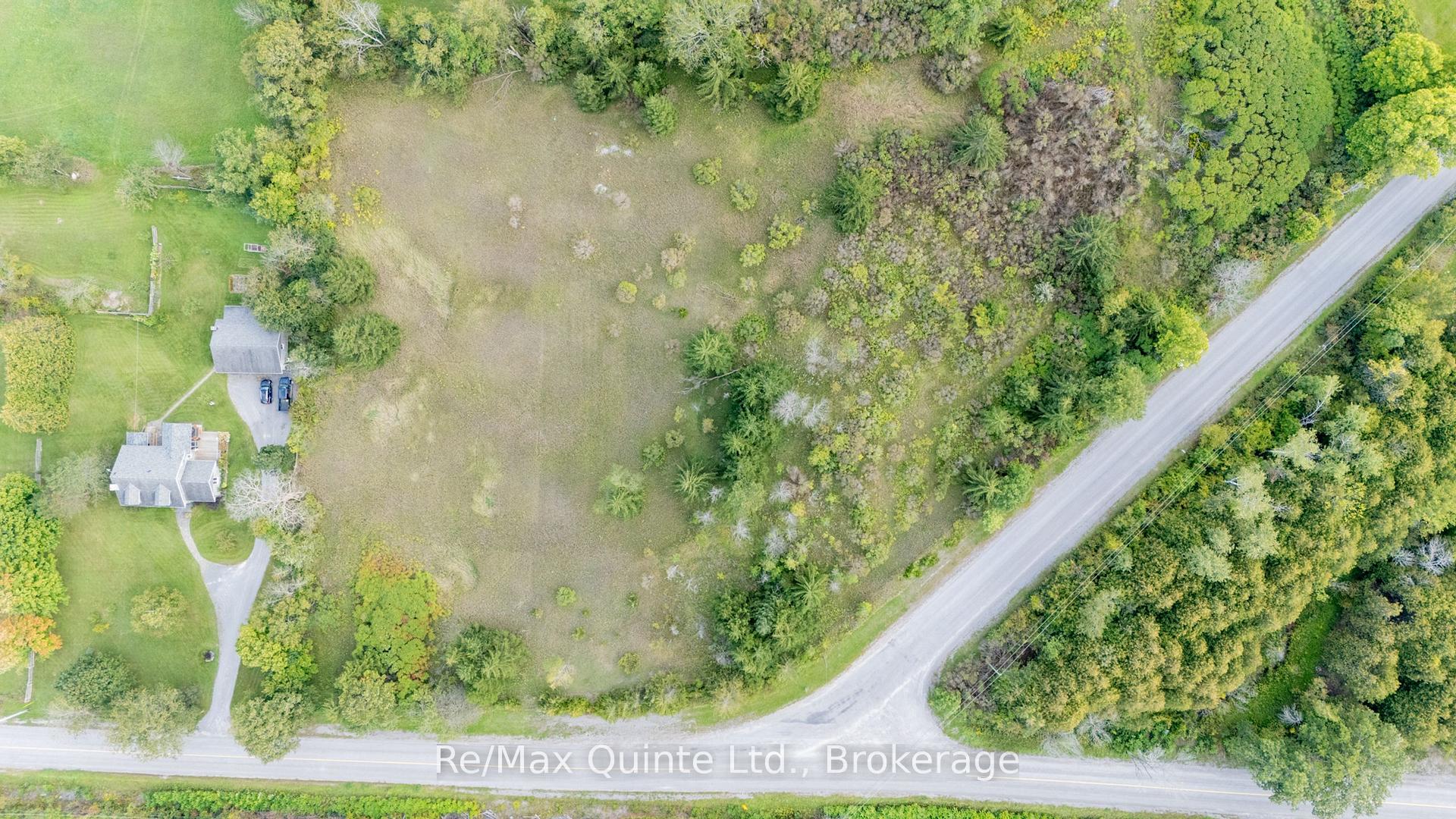 Photo 5 of Boundary Road, Belleville, Thurlow Ward — HOMEH