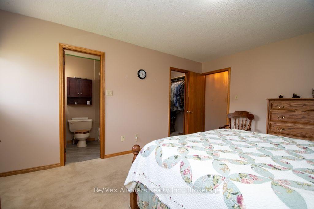 Photo 20 of 1921 Mapleridge Drive, Peterborough, Monaghan Ward 2 — HOMEH