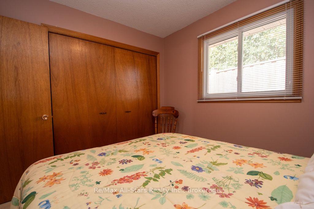 Photo 26 of 1921 Mapleridge Drive, Peterborough, Monaghan Ward 2 — HOMEH
