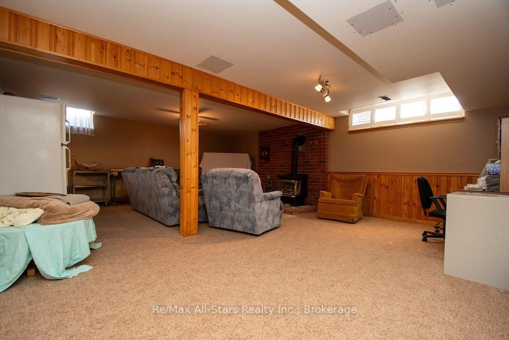 Photo 29 of 1921 Mapleridge Drive, Peterborough, Monaghan Ward 2 — HOMEH