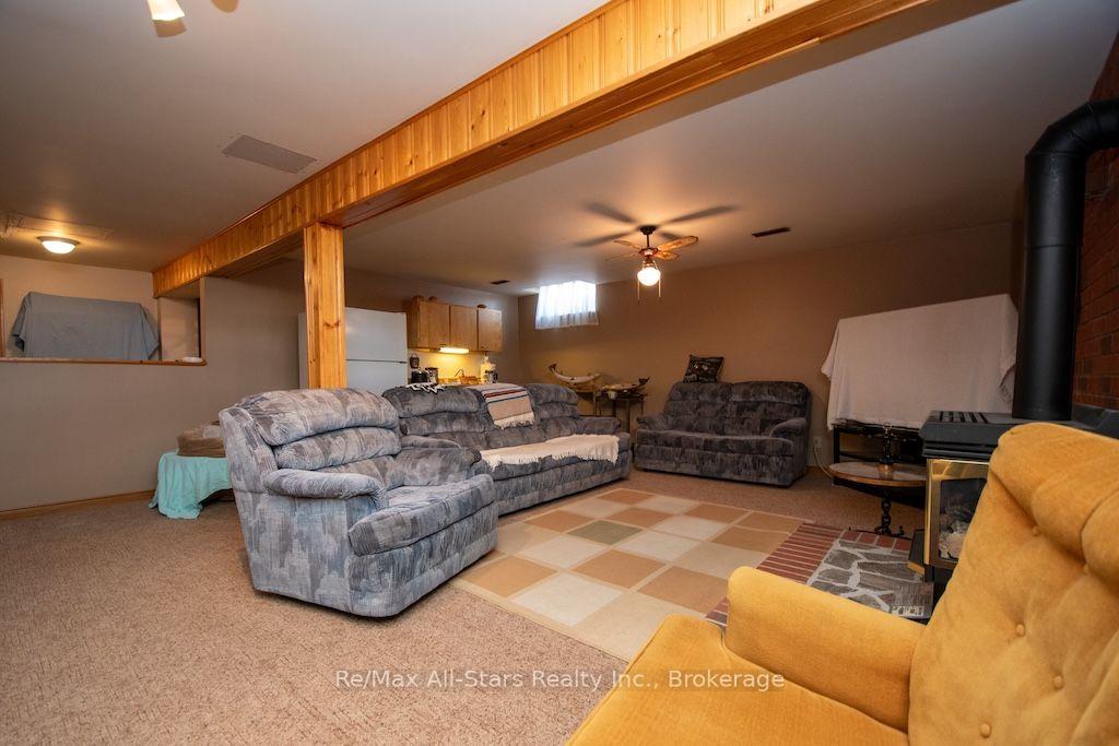 Photo 31 of 1921 Mapleridge Drive, Peterborough, Monaghan Ward 2 — HOMEH
