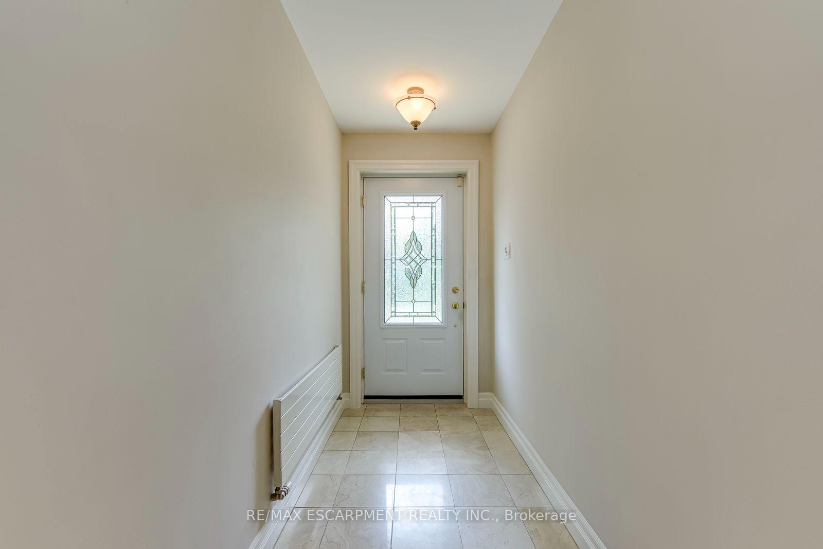 Photo 7 of 281 Pinehurst Drive, Oakville, Ford — HOMEH