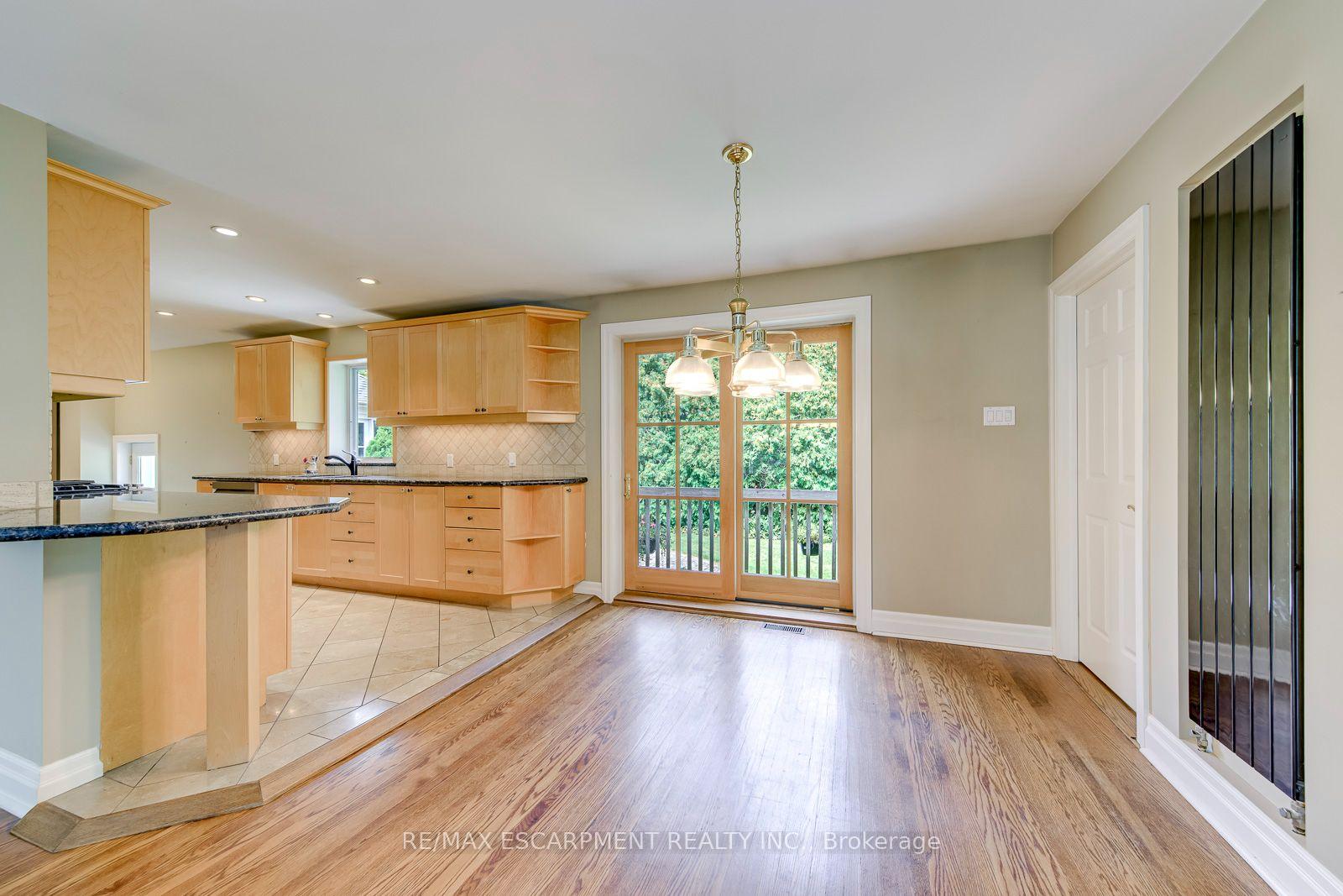 Photo 11 of 281 Pinehurst Drive, Oakville, Ford — HOMEH