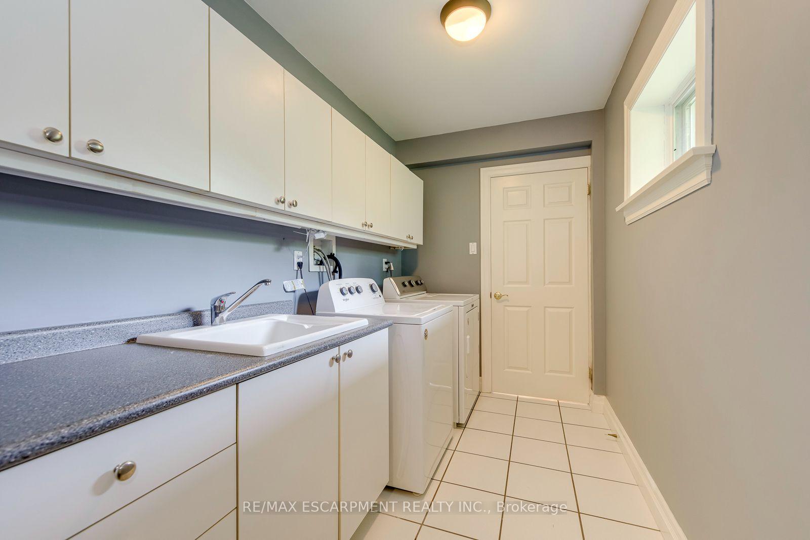 Photo 35 of 281 Pinehurst Drive, Oakville, Ford — HOMEH