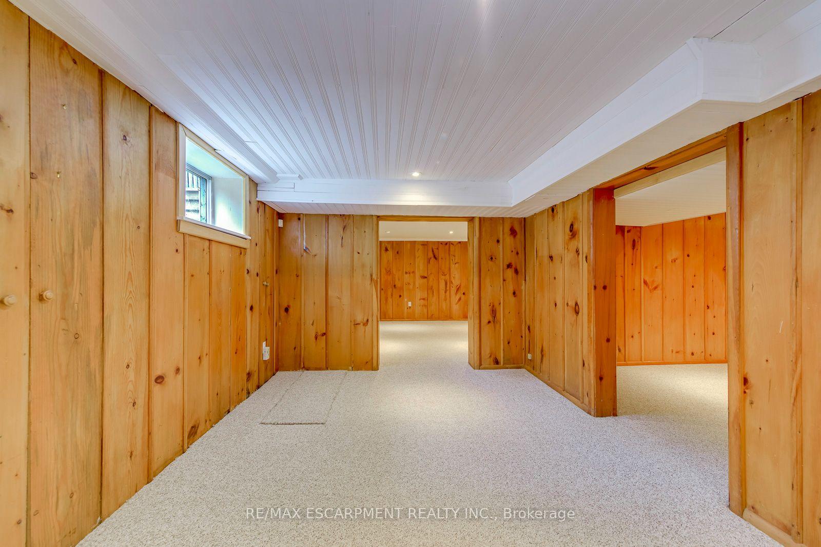 Photo 37 of 281 Pinehurst Drive, Oakville, Ford — HOMEH