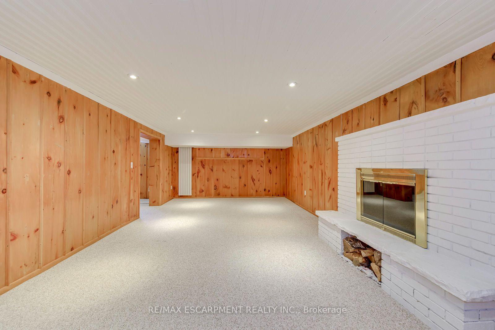 Photo 40 of 281 Pinehurst Drive, Oakville, Ford — HOMEH
