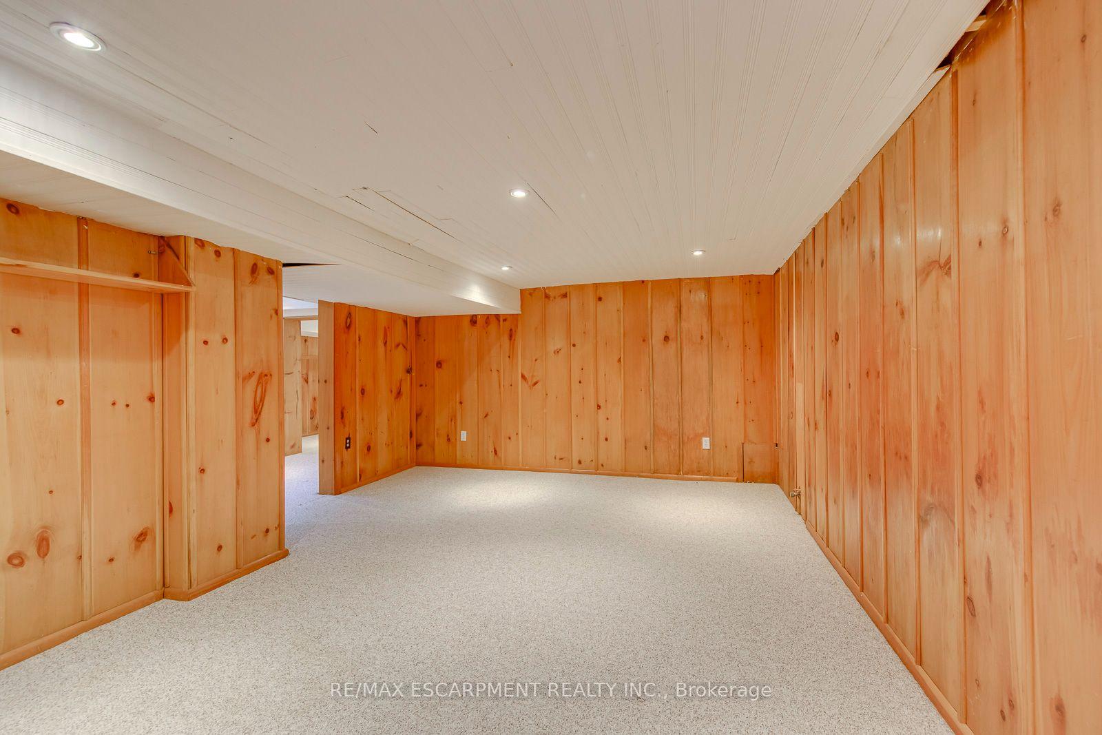 Photo 42 of 281 Pinehurst Drive, Oakville, Ford — HOMEH