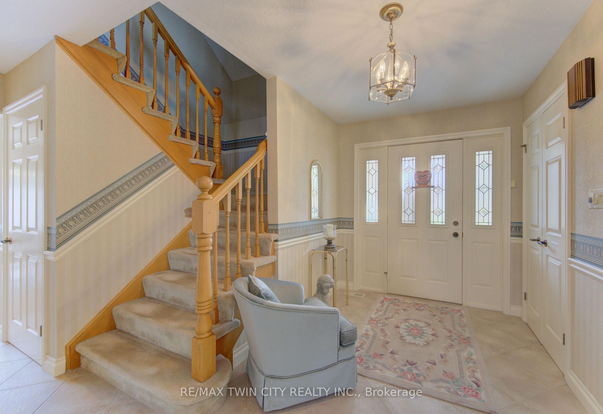 Photo 3 of 298 Roxton Drive, Waterloo, Upper Beechwood — HOMEH