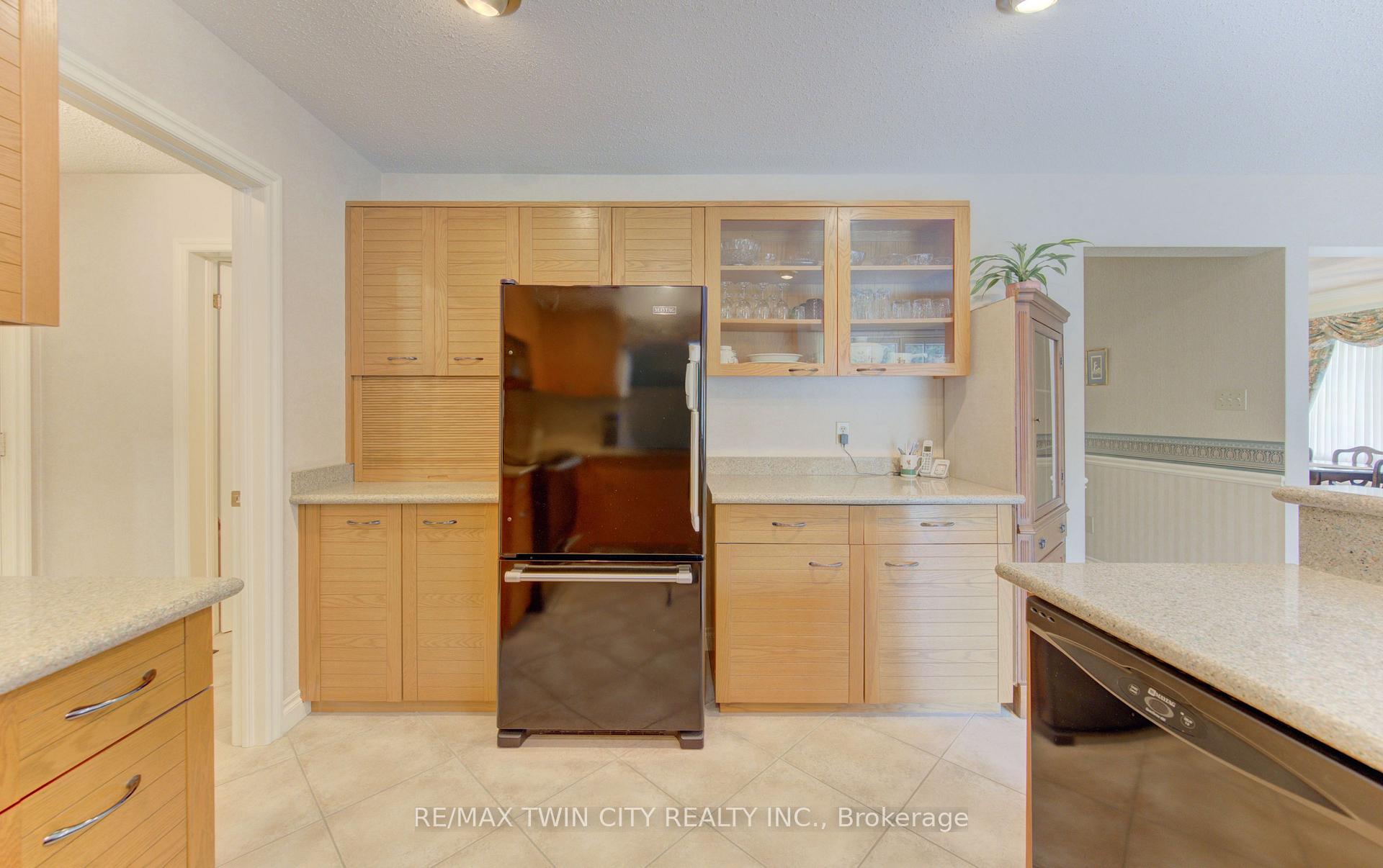 Photo 17 of 298 Roxton Drive, Waterloo, Upper Beechwood — HOMEH