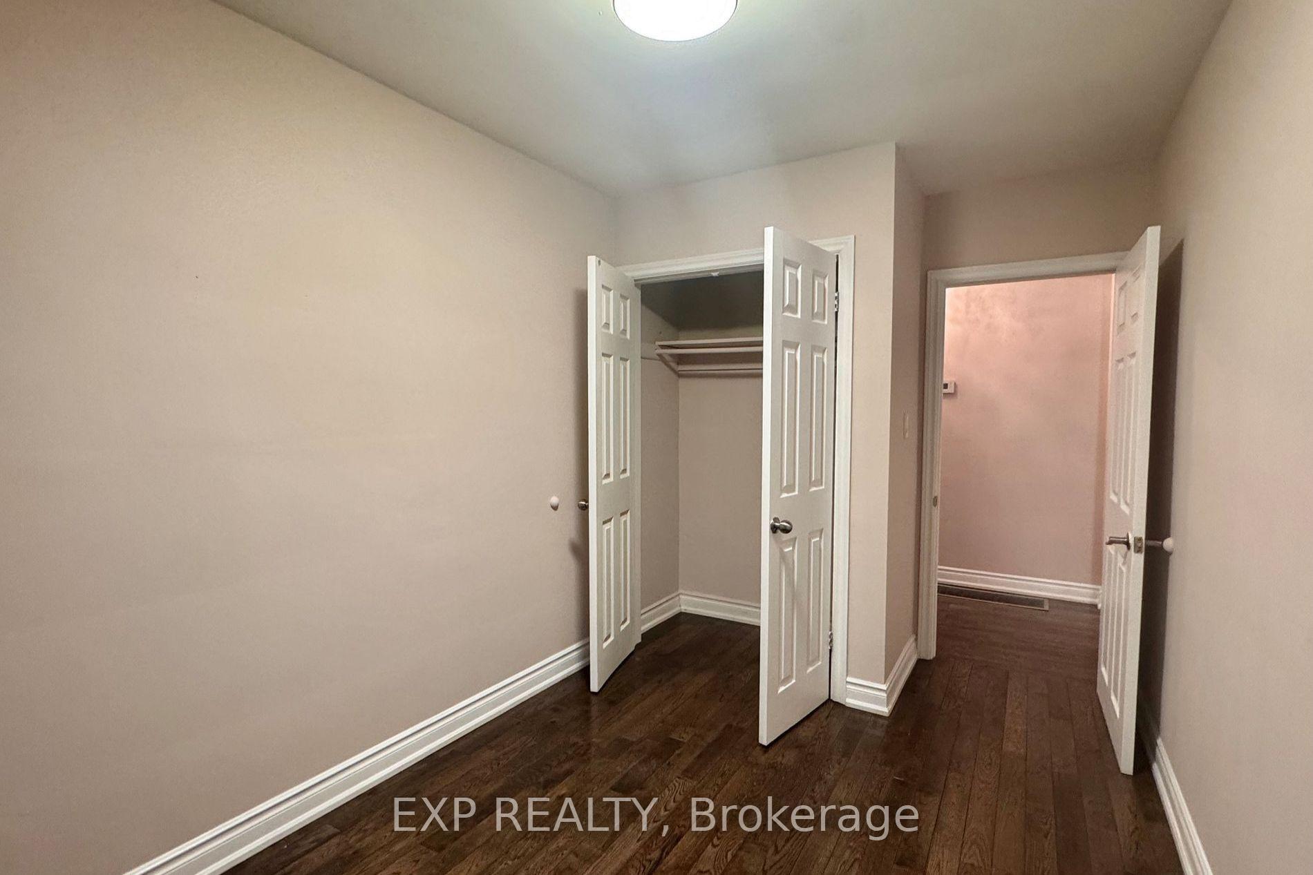 Photo 11 of 69 Hollyhedge Drive, Scarborough, Bendale — HOMEH