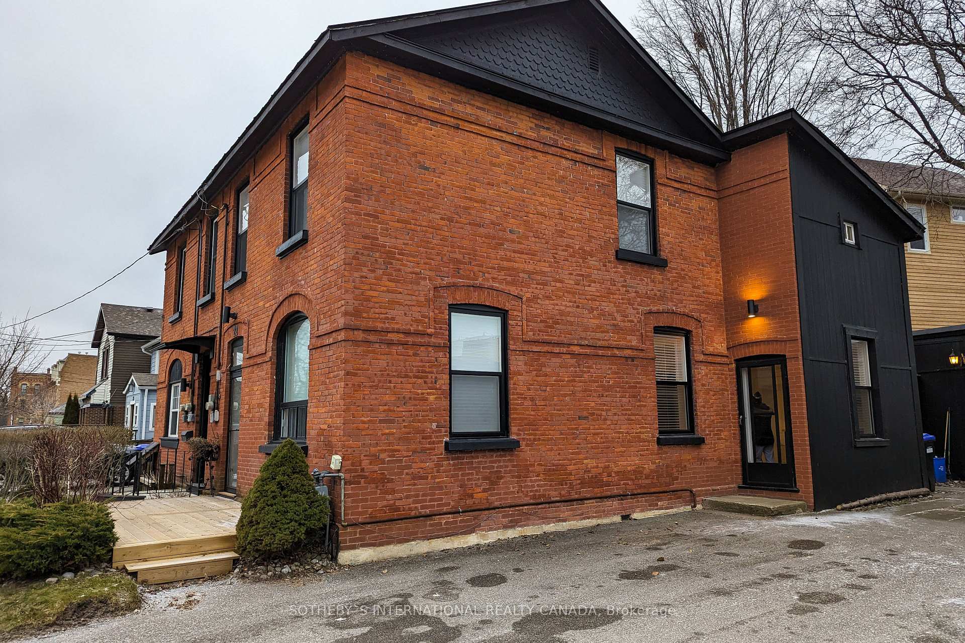 Photo 2 of 22 St. Paul Street, Collingwood — HOMEH