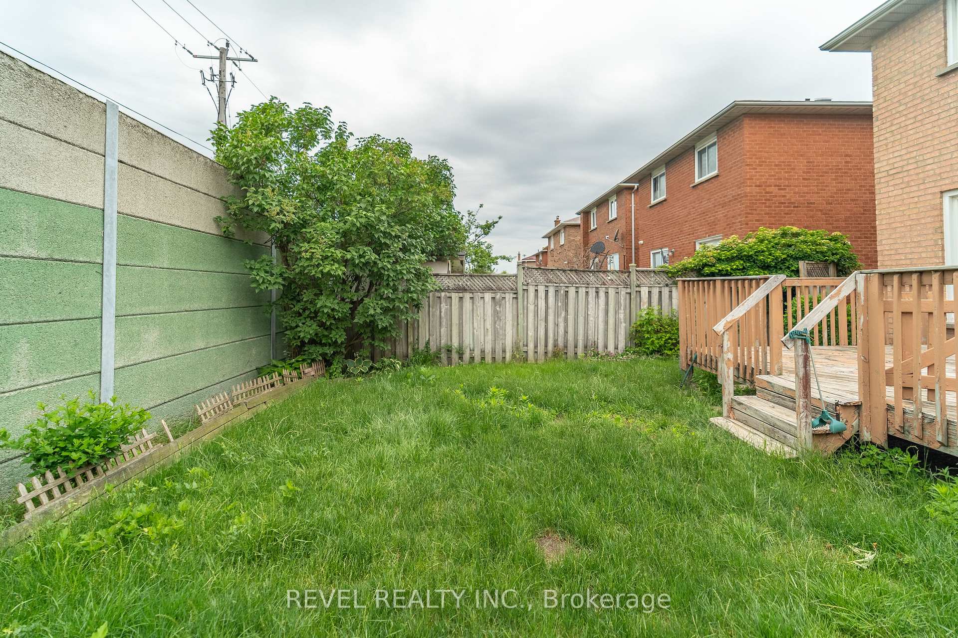 Photo 42 of 95 Cinrickbar Drive, Etobicoke, West Humber-Clairville — HOMEH