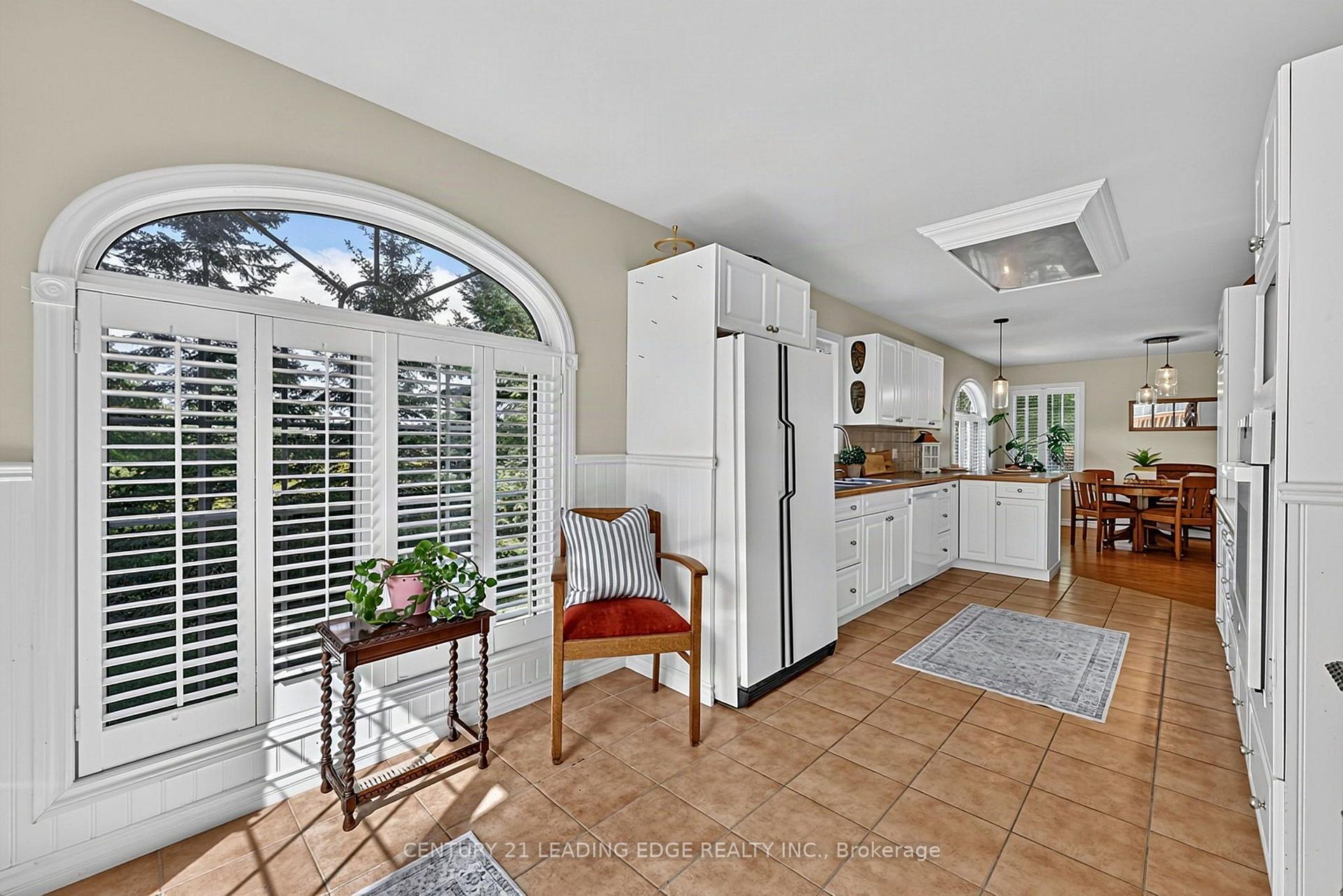 Photo 18 of 102 Second Avenue, Uxbridge — HOMEH