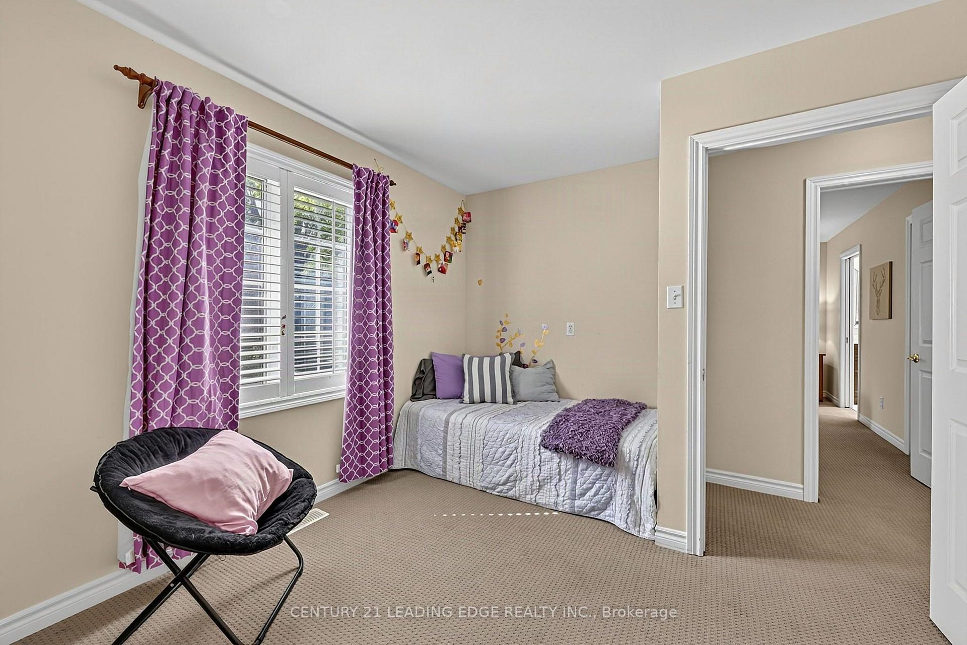 Photo 29 of 102 Second Avenue, Uxbridge — HOMEH