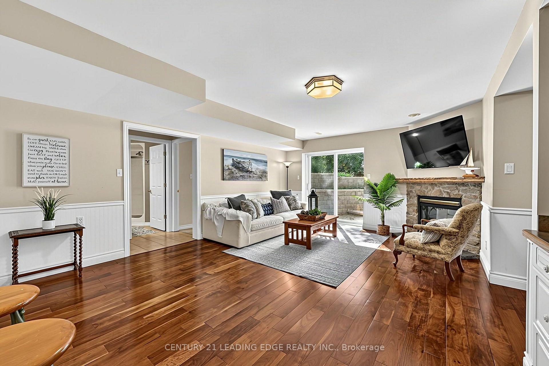 Photo 34 of 102 Second Avenue, Uxbridge — HOMEH