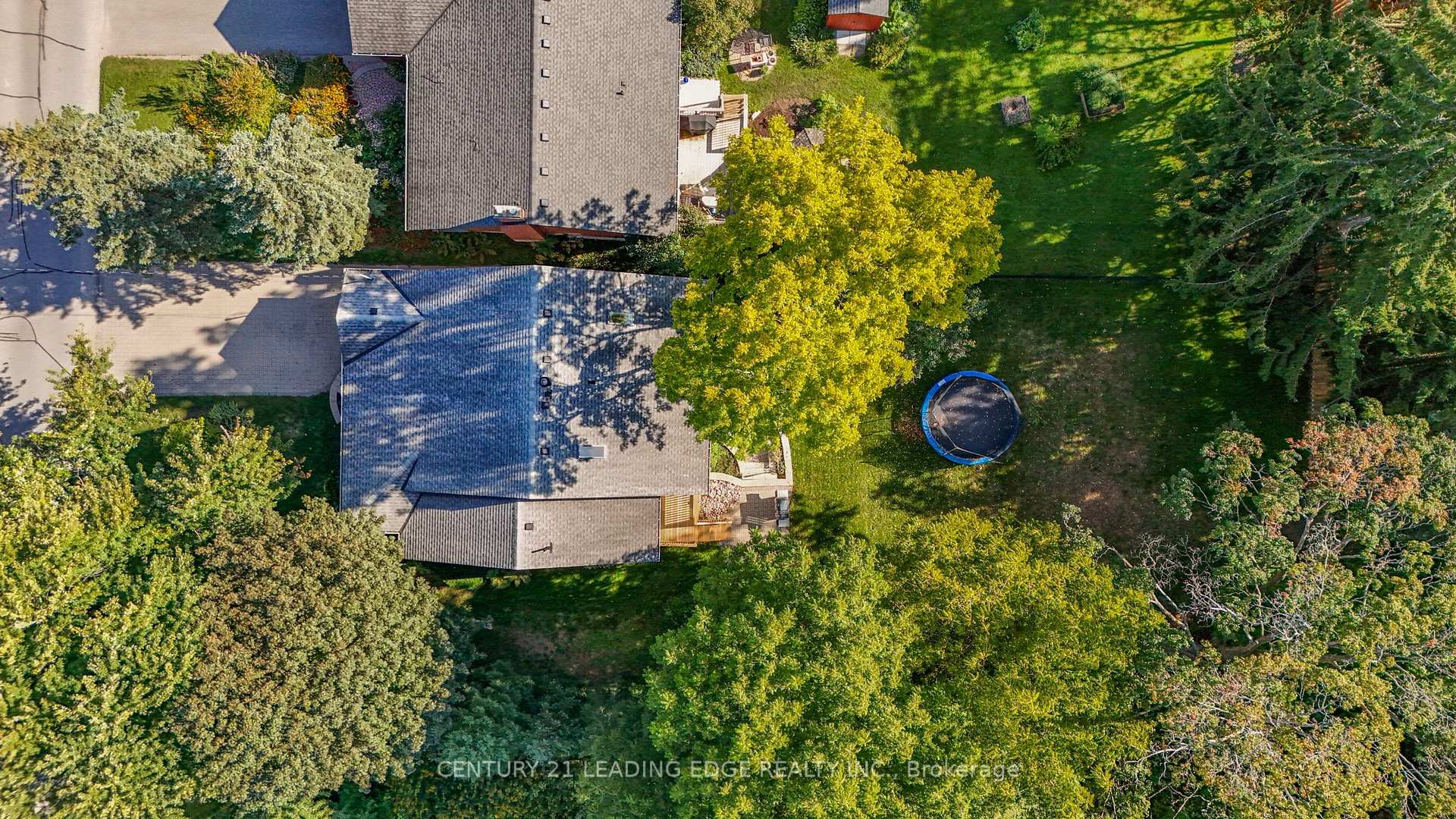 Photo 46 of 102 Second Avenue, Uxbridge — HOMEH
