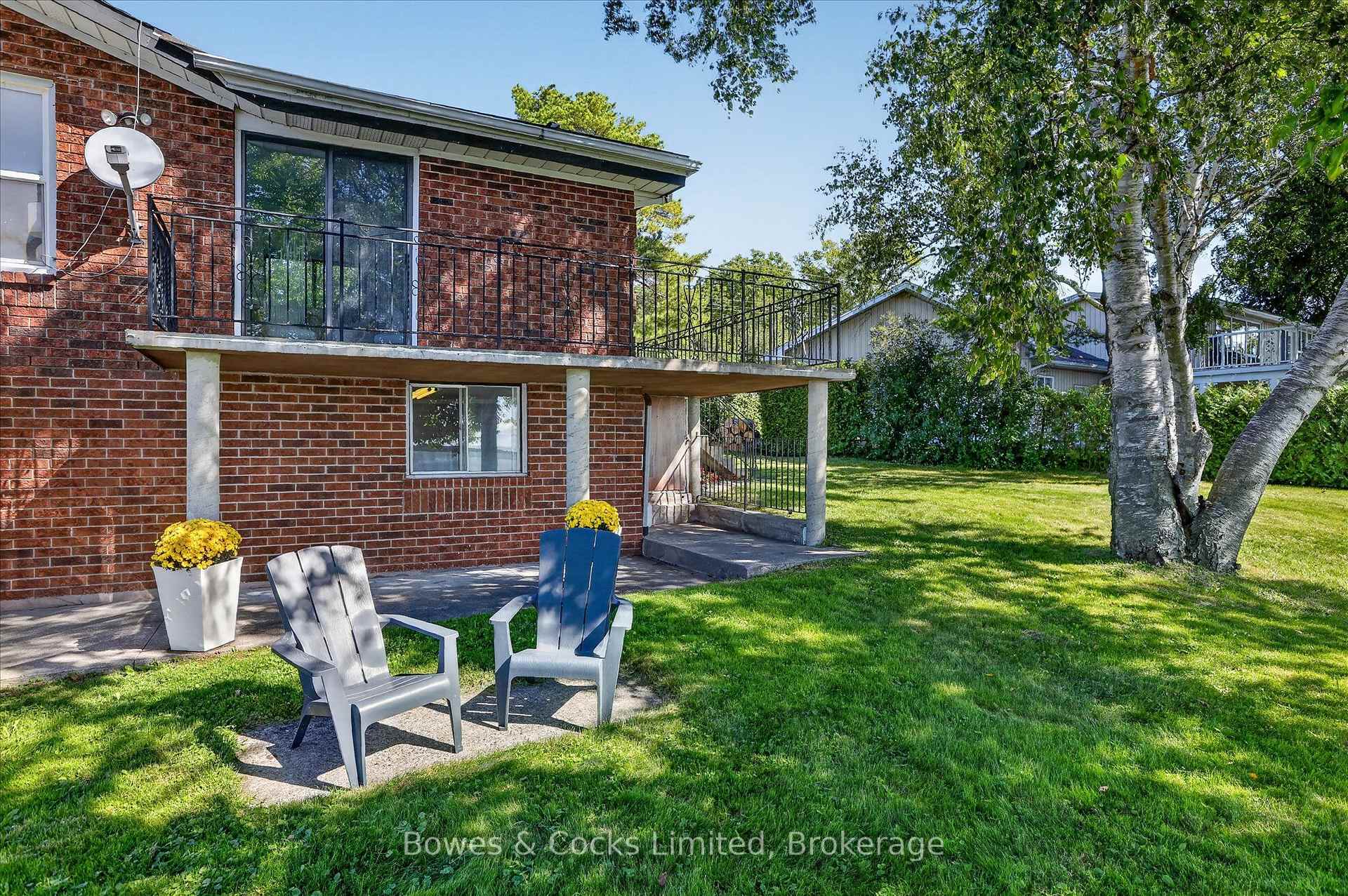 Photo 4 of 79 Oakdene Crescent, Kawartha Lakes, Mariposa — HOMEH