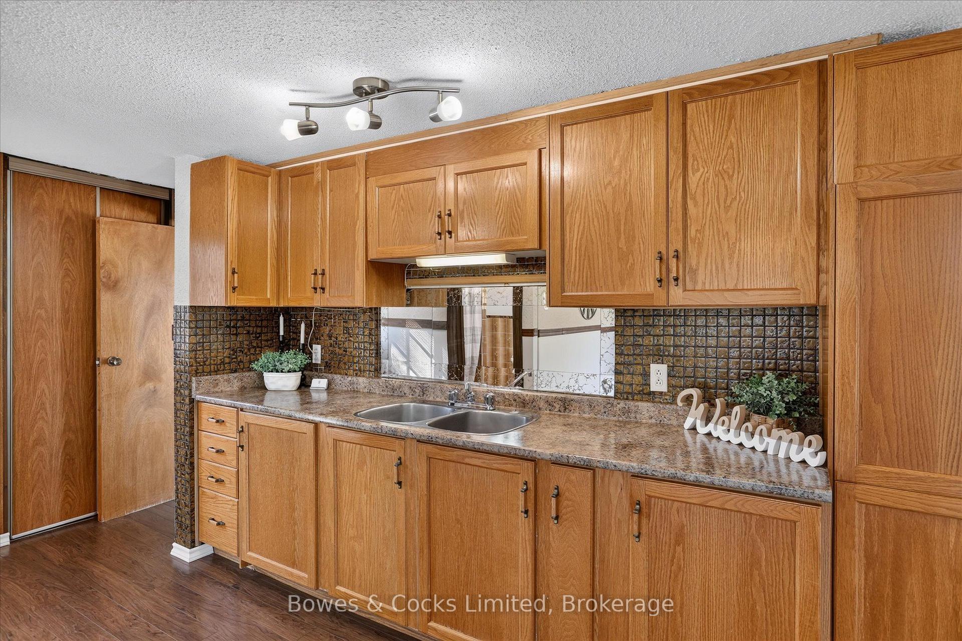 Photo 21 of 79 Oakdene Crescent, Kawartha Lakes, Mariposa — HOMEH