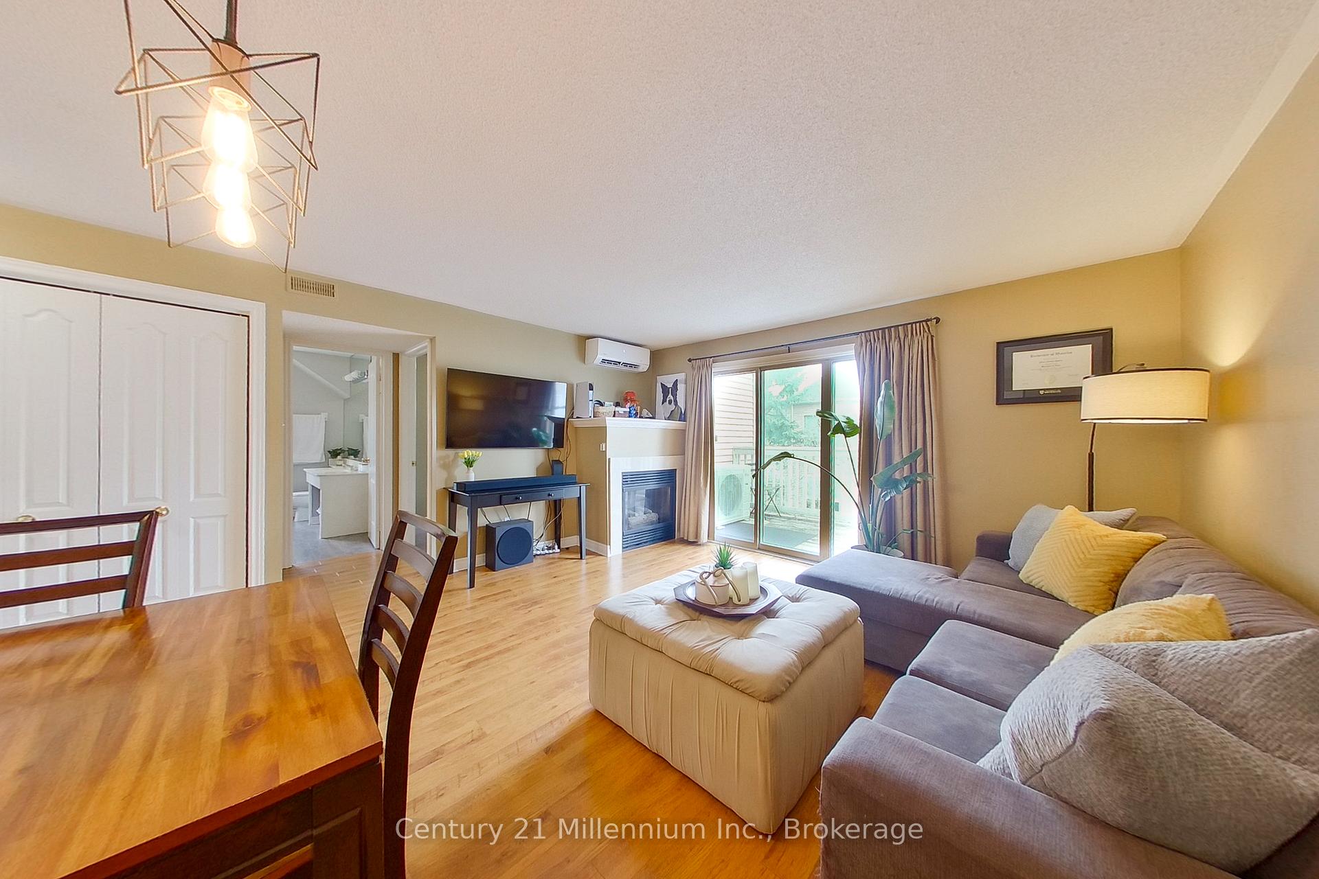 Photo 6 of Unit 825, 34 Dawson Drive, Collingwood — HOMEH