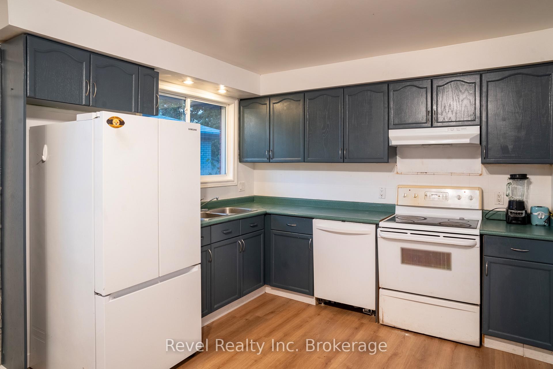 Photo 15 of 12 Nightingale Drive, North Bay, Ferris — HOMEH