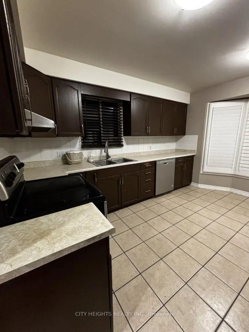 Photo 7 of 173 Mayberry Court, Waterloo, Colonial Acres — HOMEH